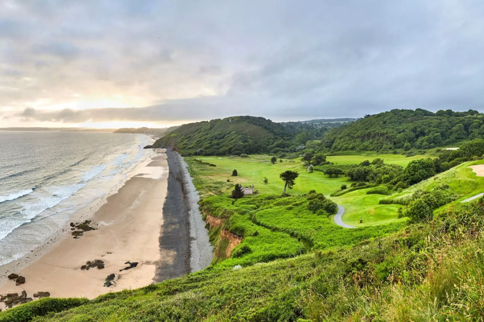 Résidence Les Villas du Spa****-Buitenkant zomer