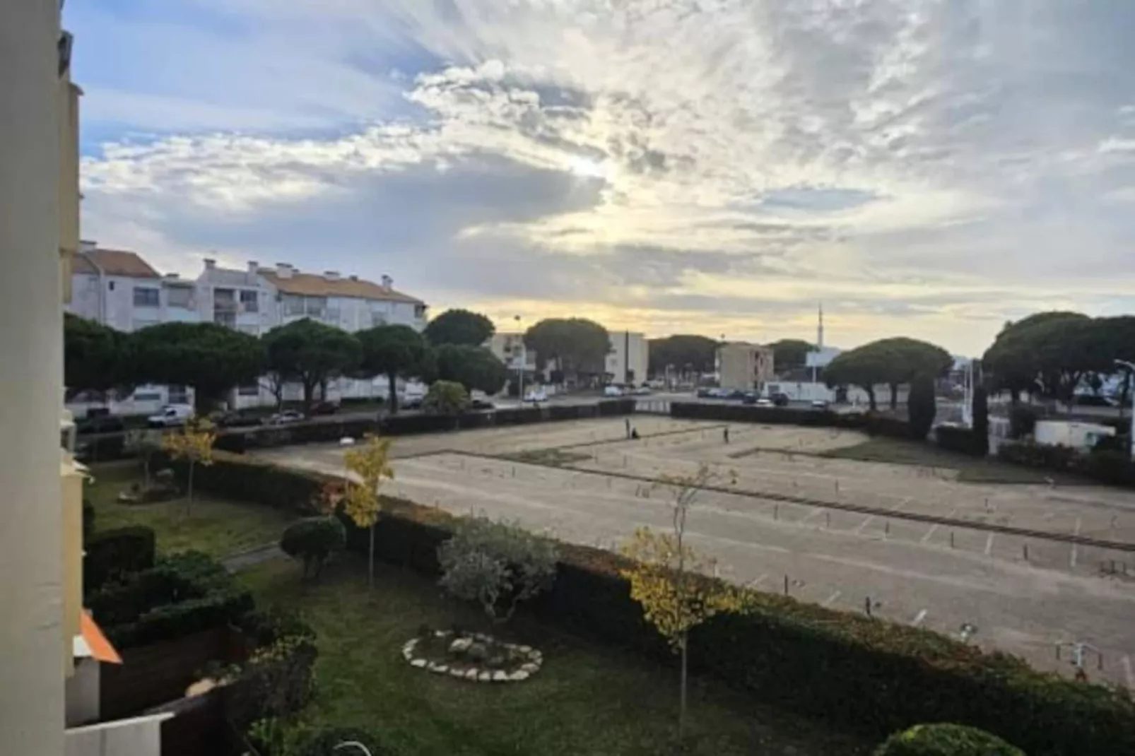 Résidence La Fleur De Roseau 200m De La Plage, 300 M Des Commerces-Image-tags.