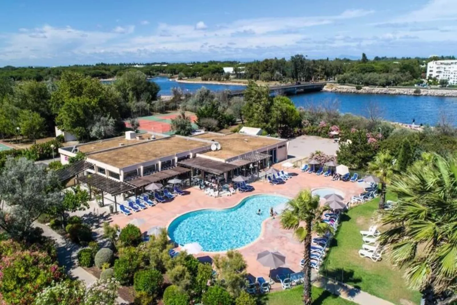 SOWELL Résidences Les Sablons***-Zwembad