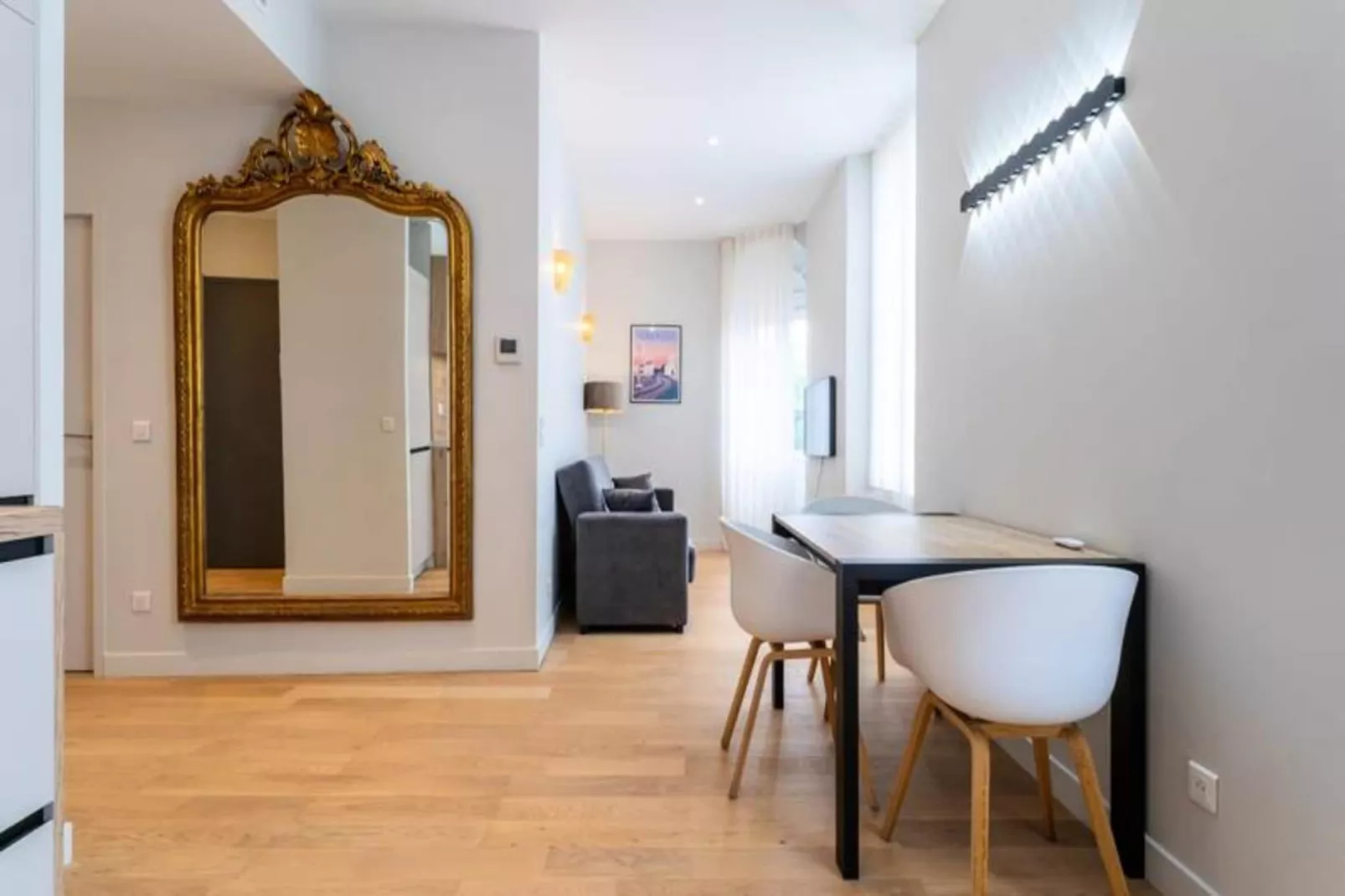 Charmant Appartement Pour 4 Au C&oelig;ur De Bordeaux-Buitenkant zomer