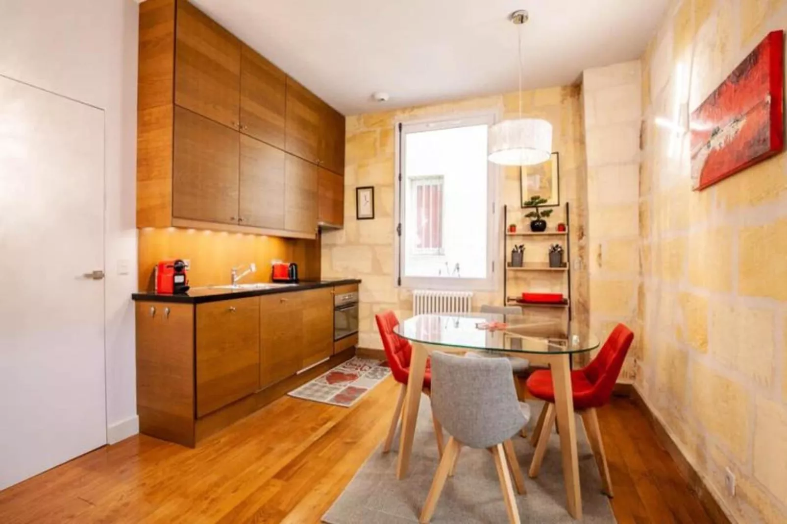 Superbe Appartement &agrave; La Belle Pierre Pour 4 Dans La Rue Des Antiquaires-Buitenkant zomer