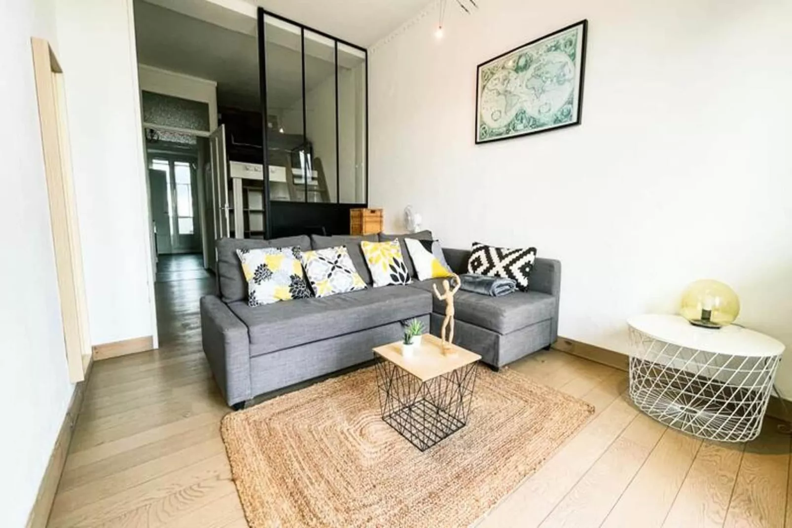 Pretty Light In Grenoble ☀ T2-Woonkamer