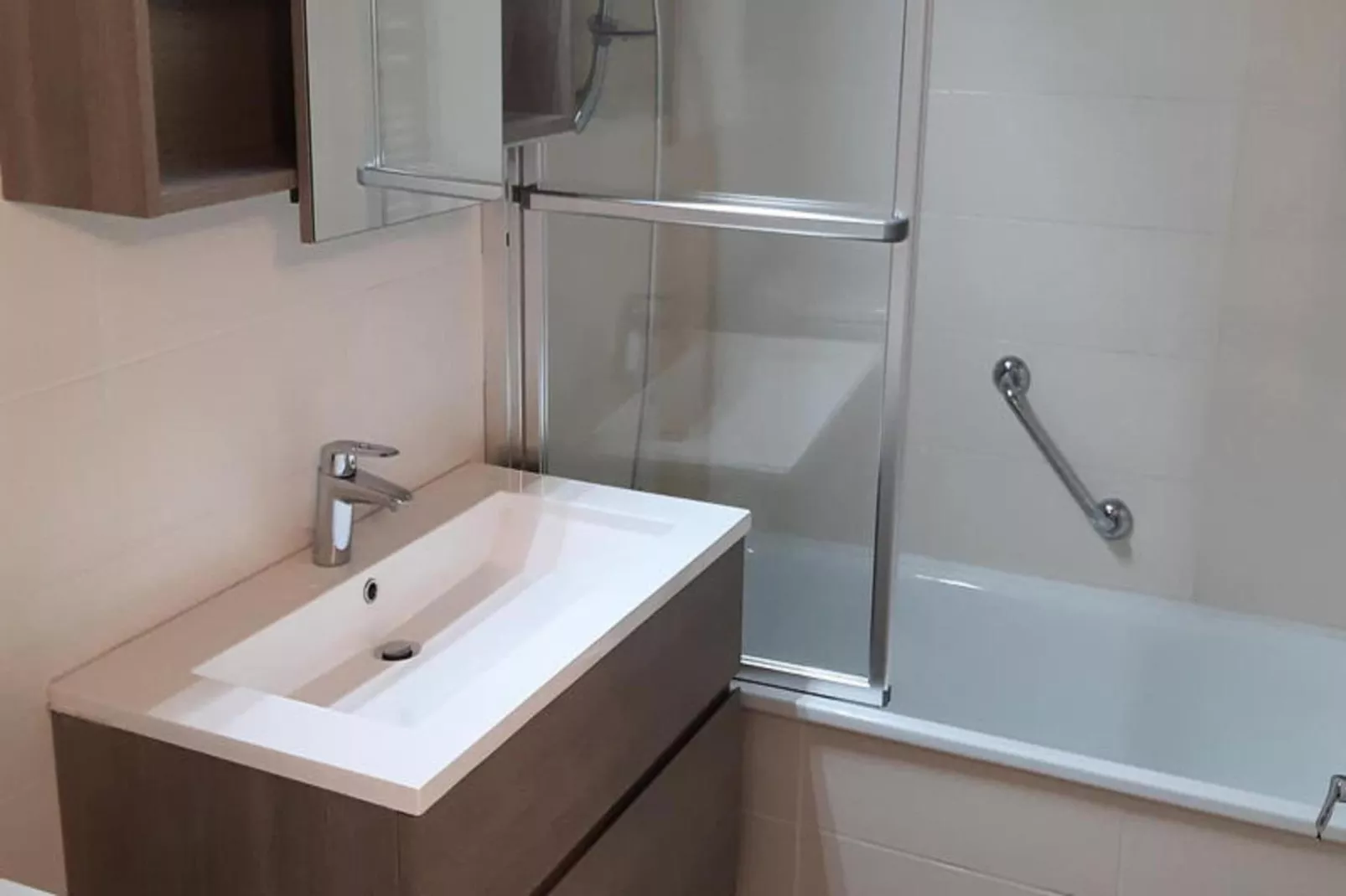 Résidence Meijotel A-Badkamer