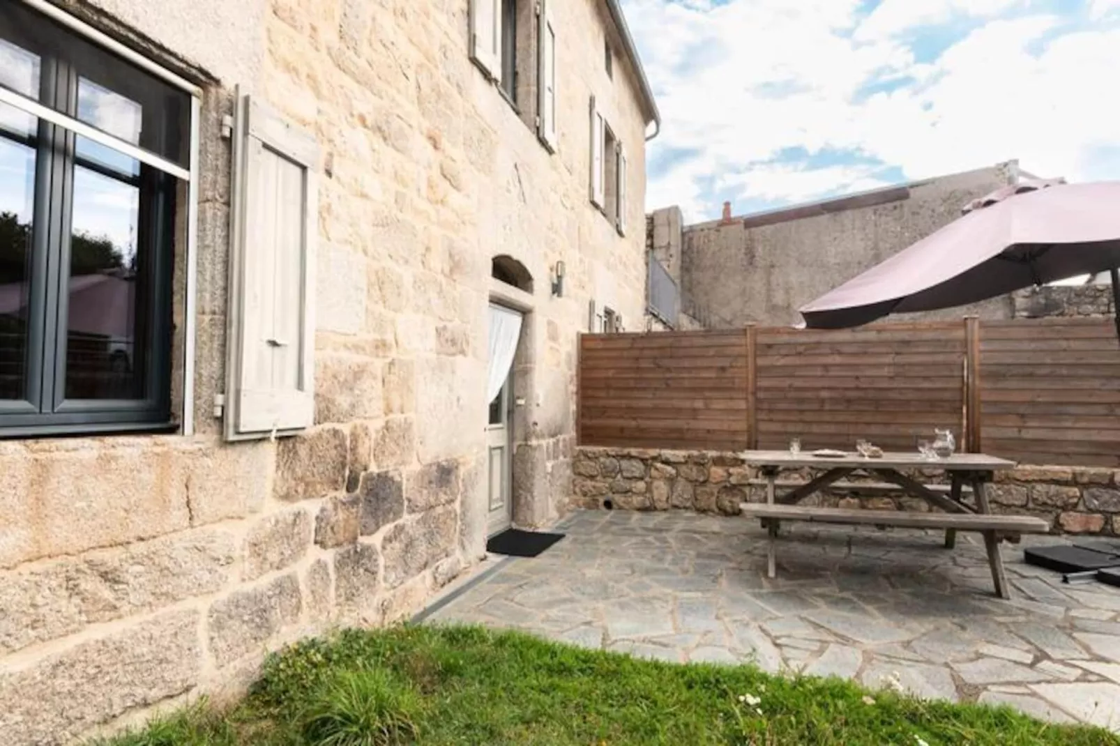 Gîte de France Gîte 4/6 personnes à la ferme lionnet 3 épis-Image-tags.