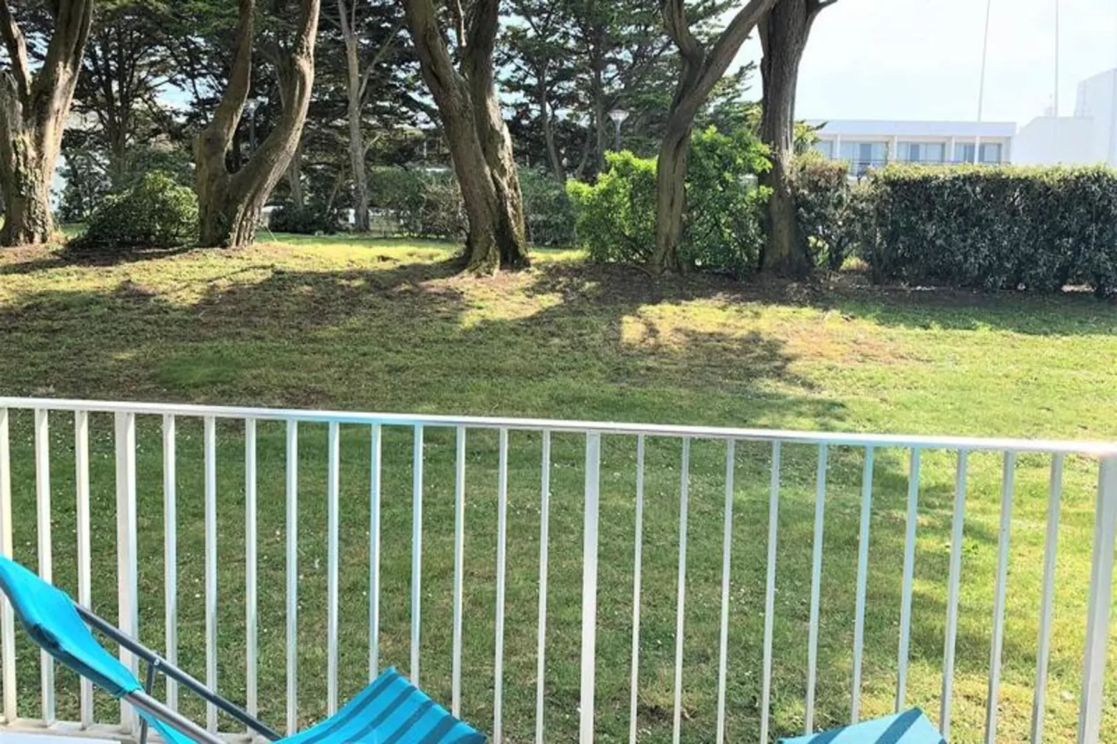 Résidence Goulvars-Uitzicht zomer