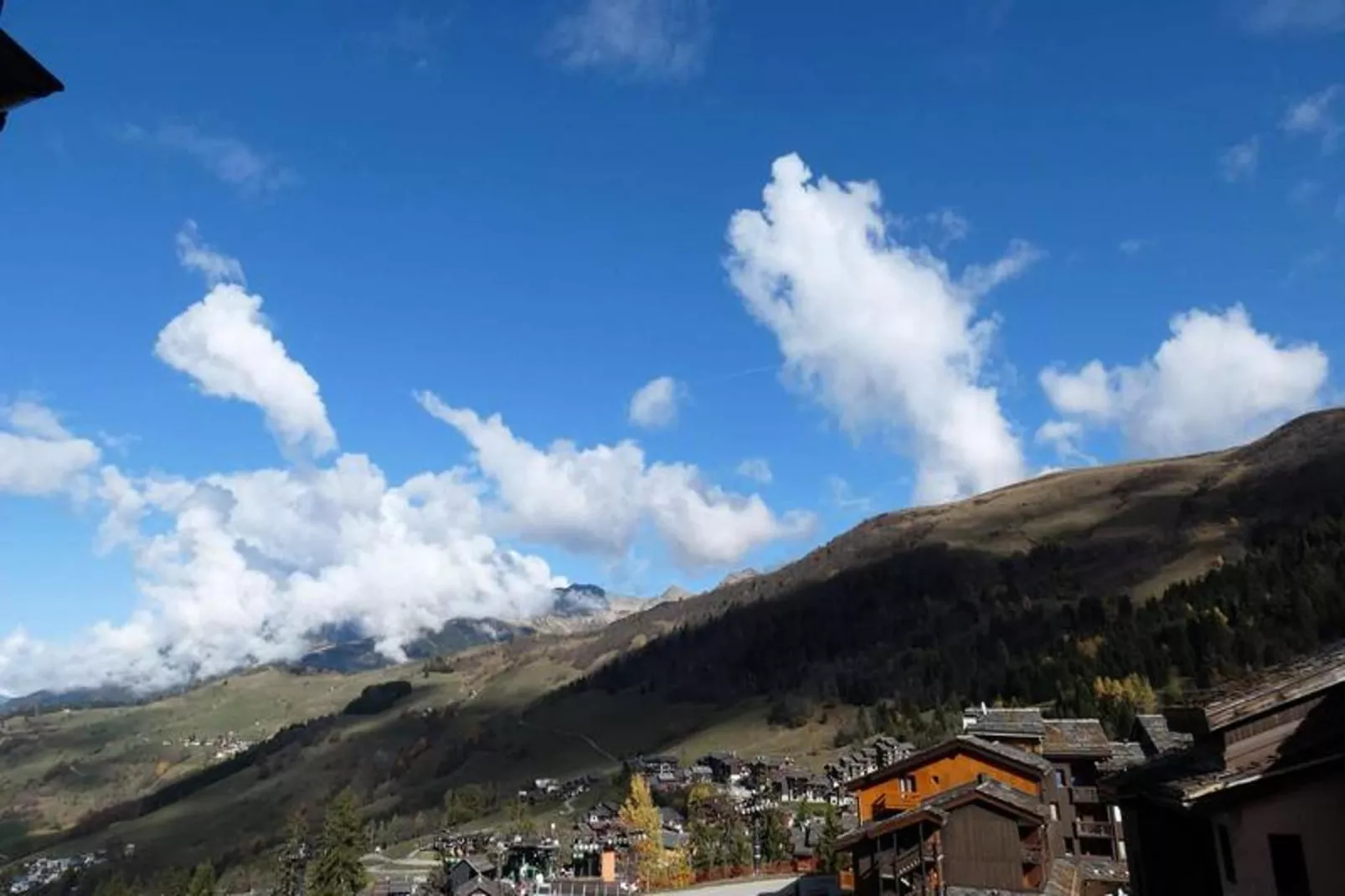 Résidence Lauziere Dessous-Uitzicht zomer