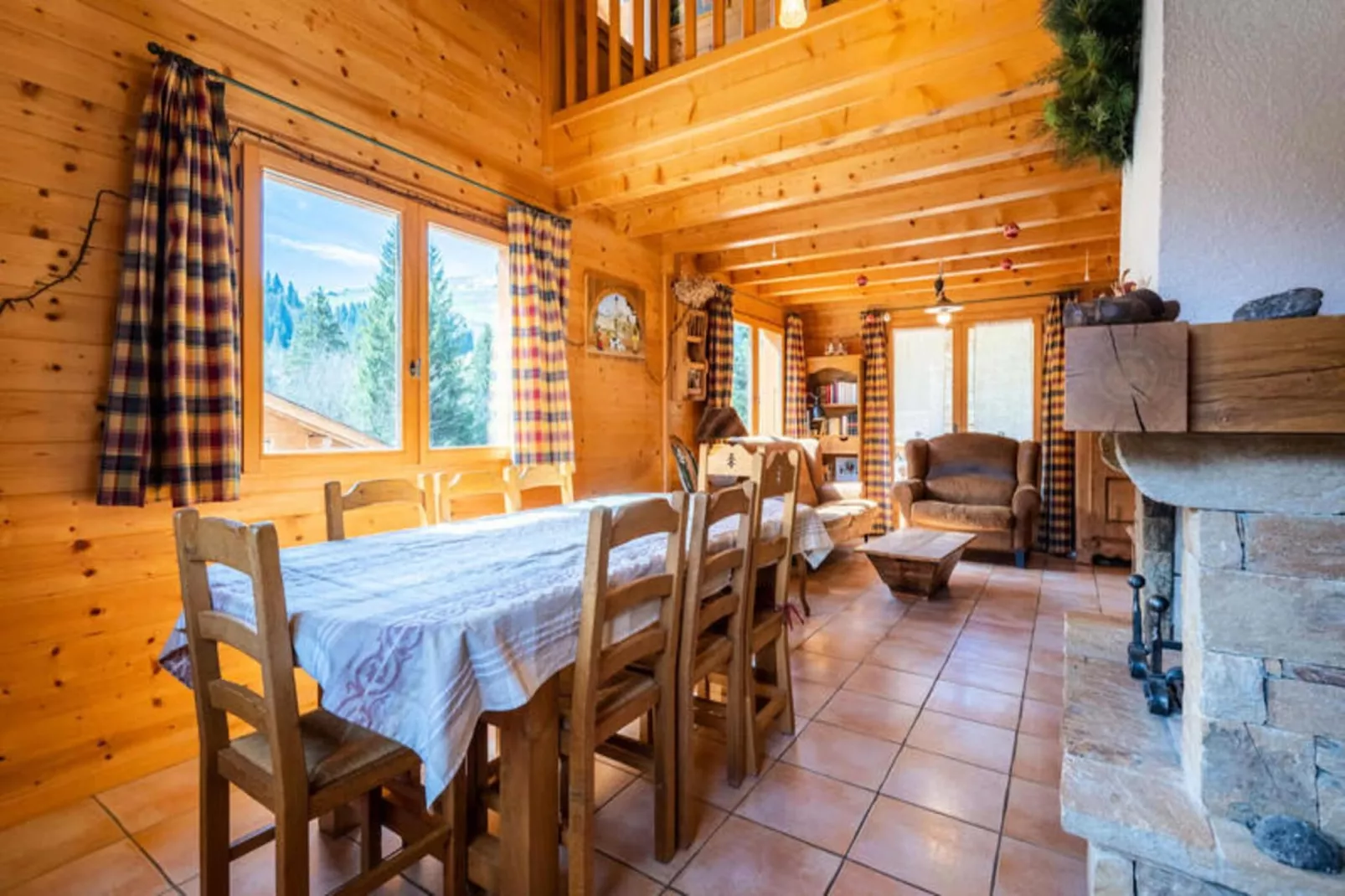 Chalet Gotty Joly L'bele-Eetkamer