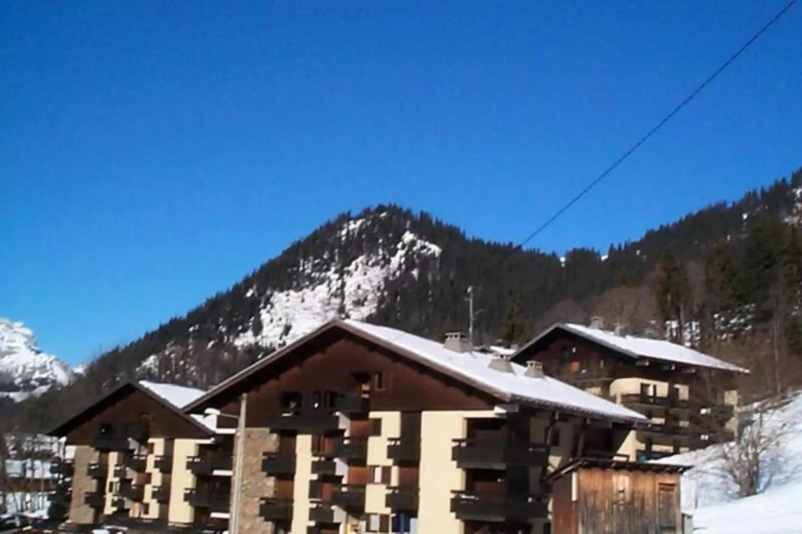 Résidence Le Yeti-Buitenkant zomer