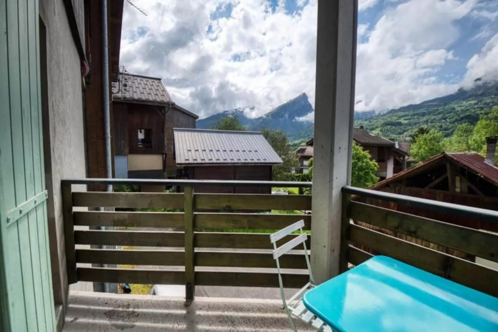 Chalet Bonfils-Buitenkant zomer