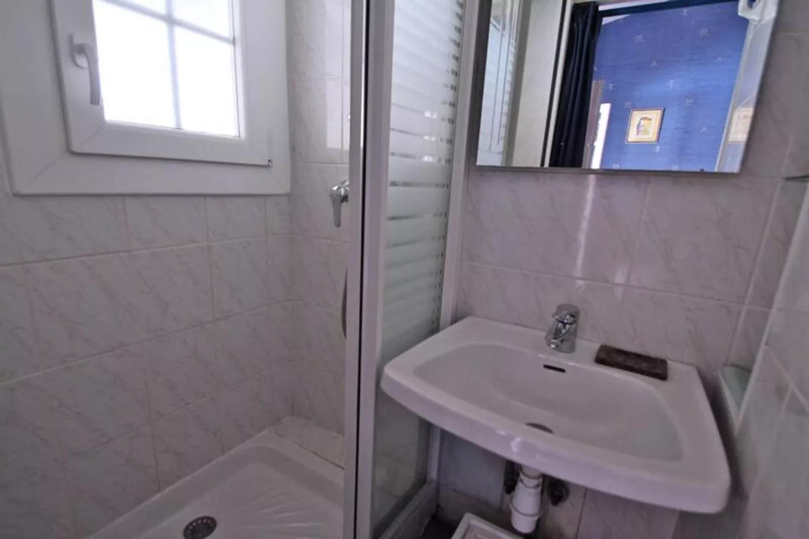 Résidence El Cantarello-Badkamer