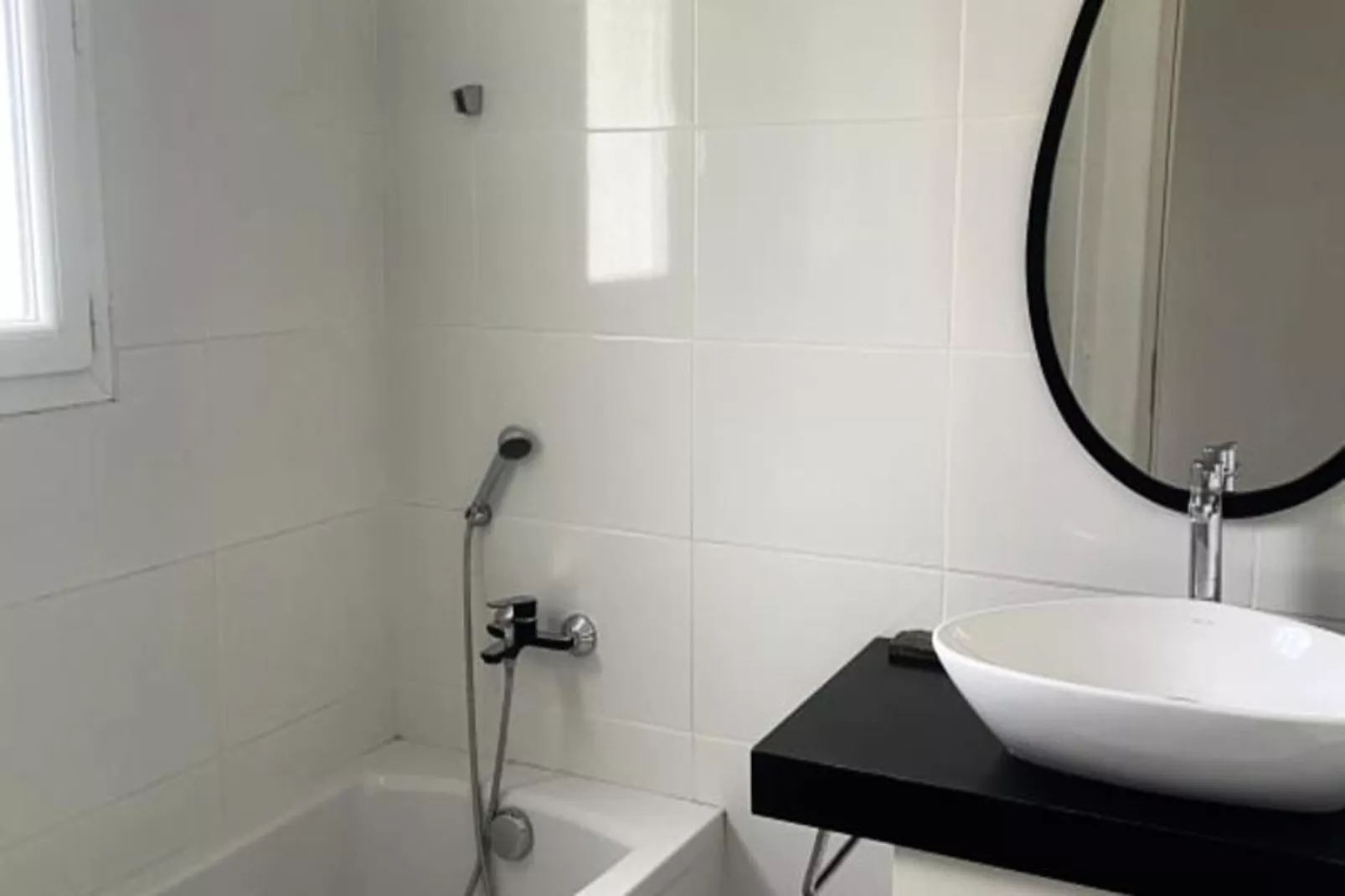 Villa Lisa - Piscine Chauff&eacute;e Proche Du Centre Historique-Badkamer