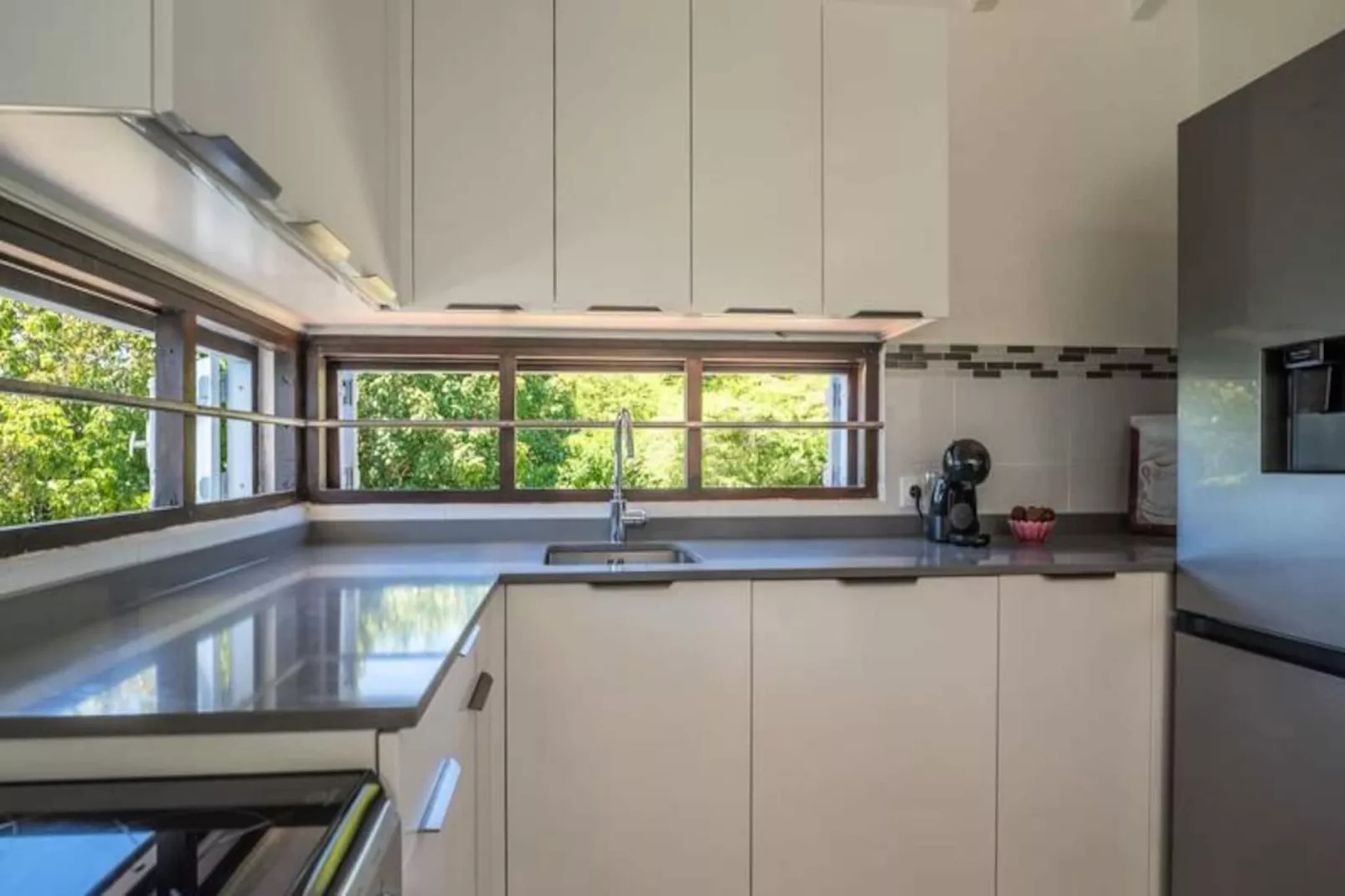 Villa Blue Horizon-Image-tags.