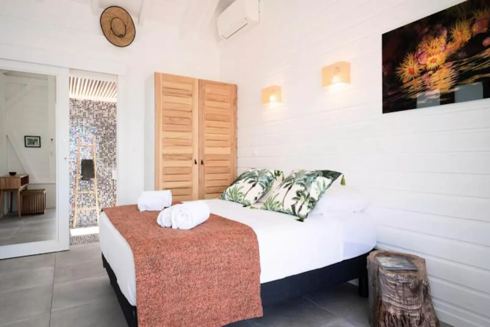 Villa Rackam-Image-tags.