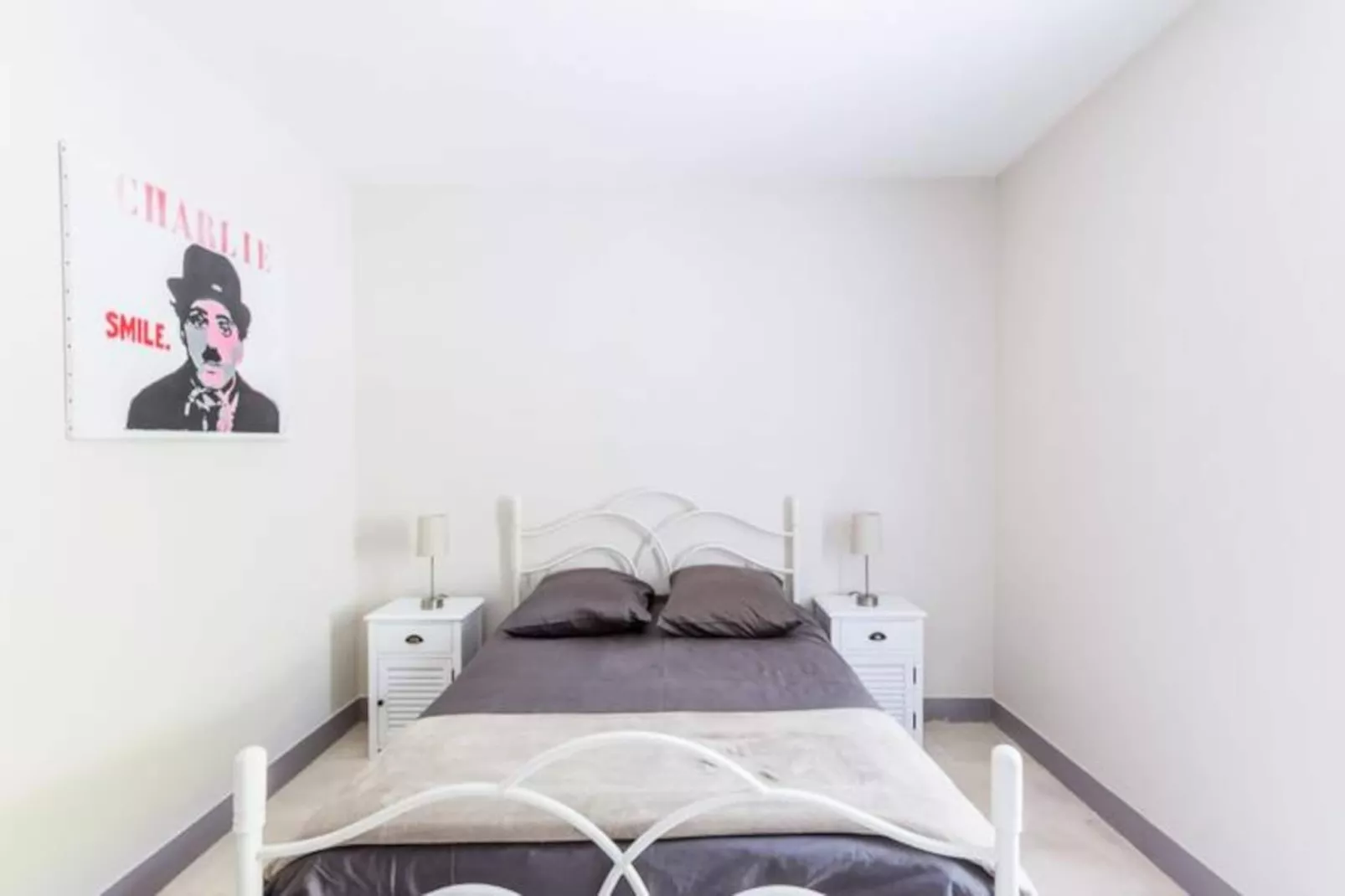 Superbe Villa Avec Vue, Entre Aix En Provence Et Luberon-Image-tags.