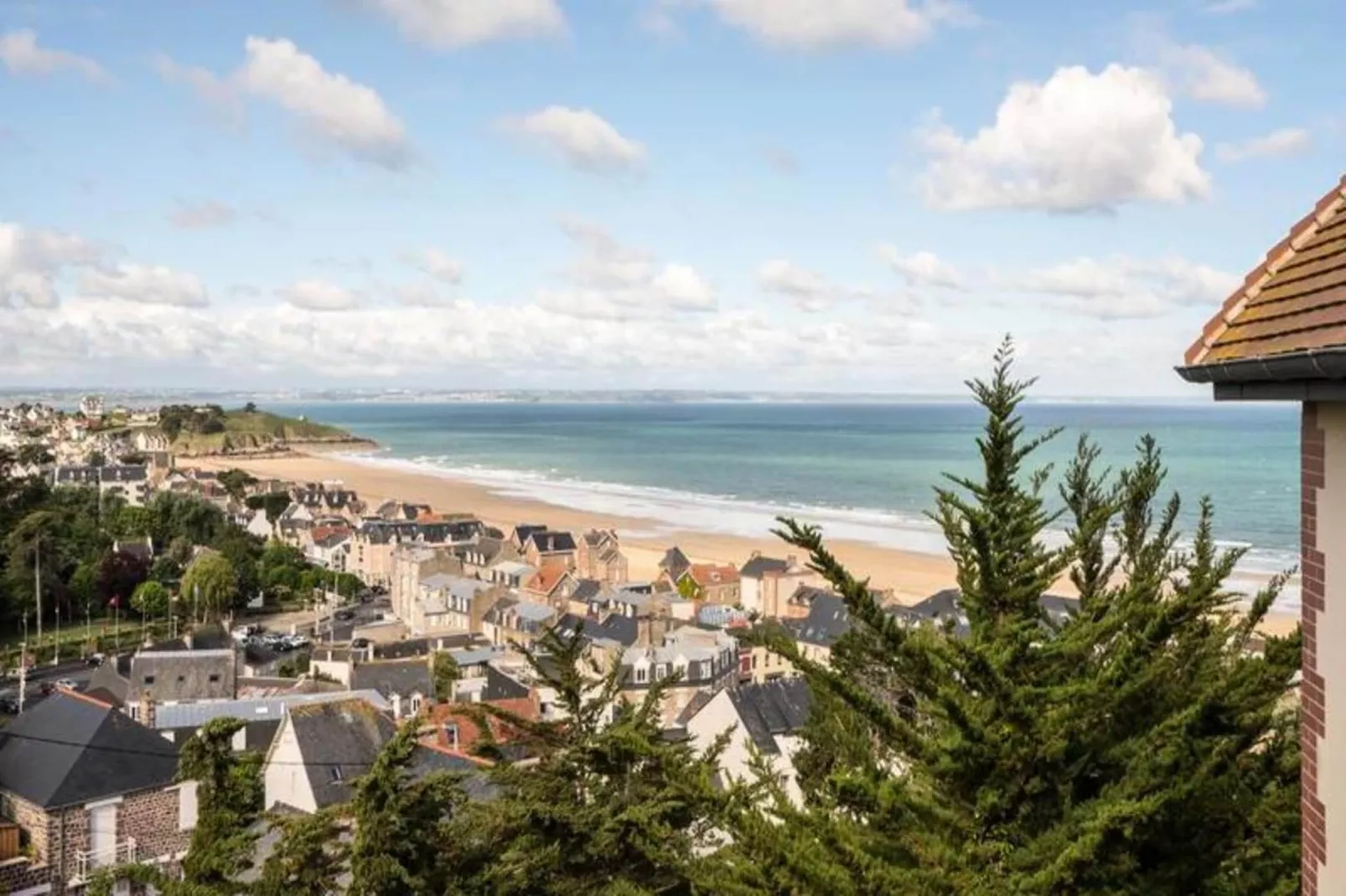 Résidence Les Villas du Spa****-Uitzicht zomer