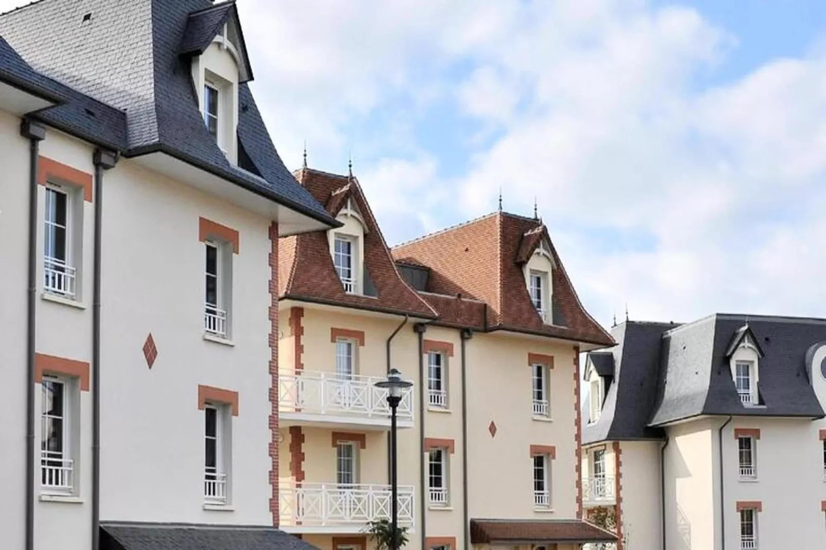 Résidence Les Villas du Spa****-Overloop