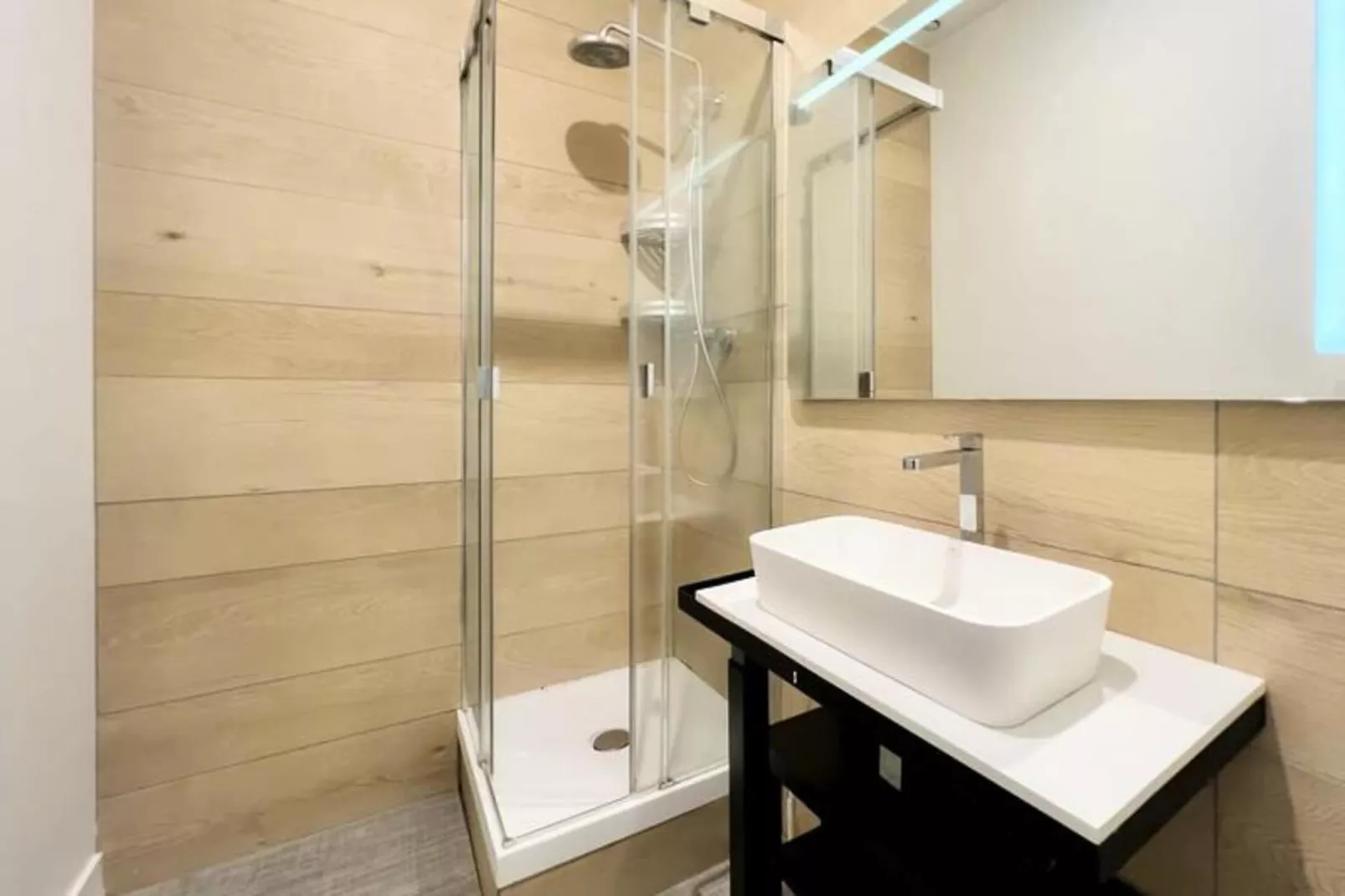 Magnifique Appartement Avec Terrasse-Badkamer