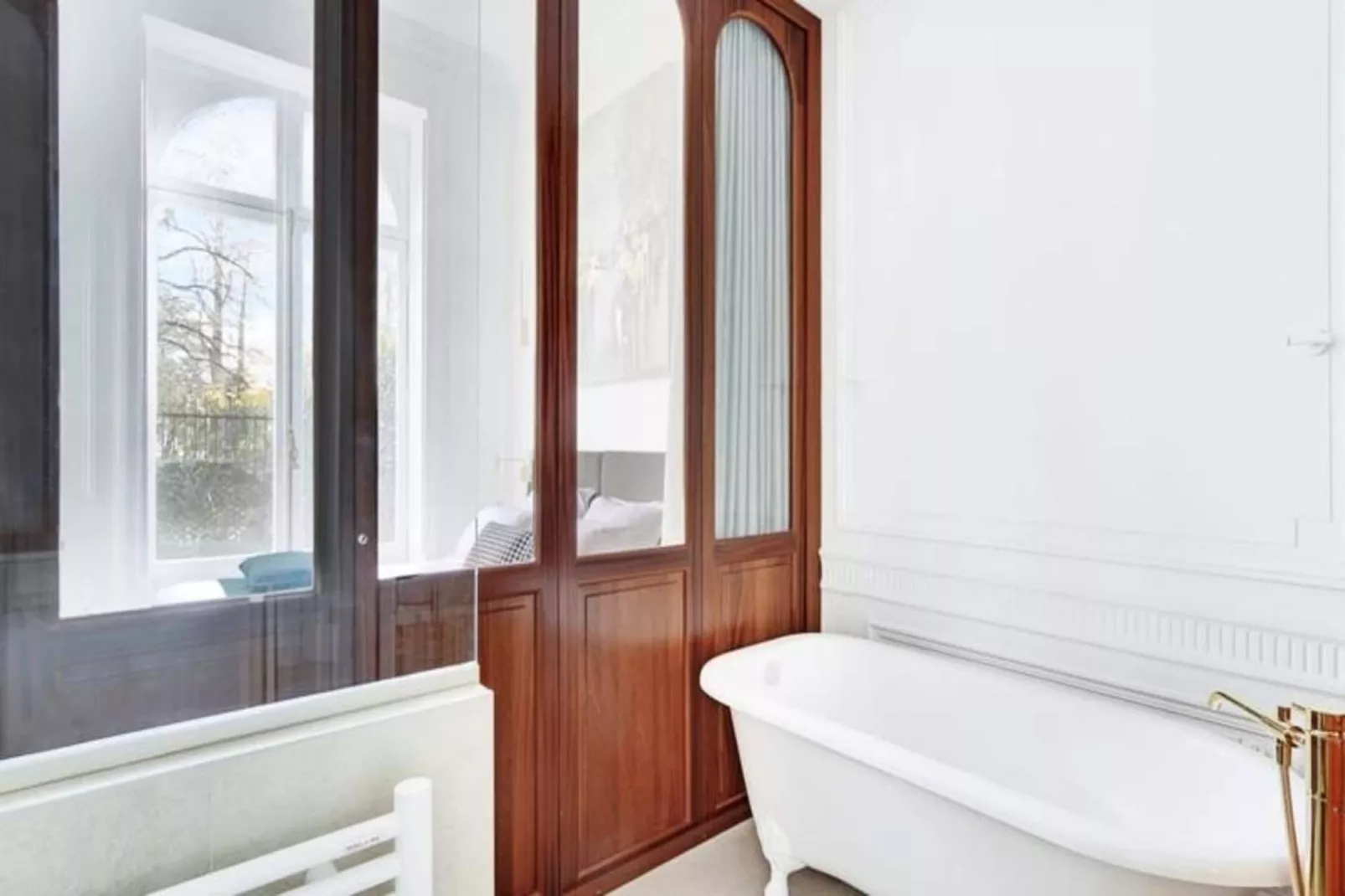 Maison Labruy&egrave;re - Suite Jardin Royal-Badkamer