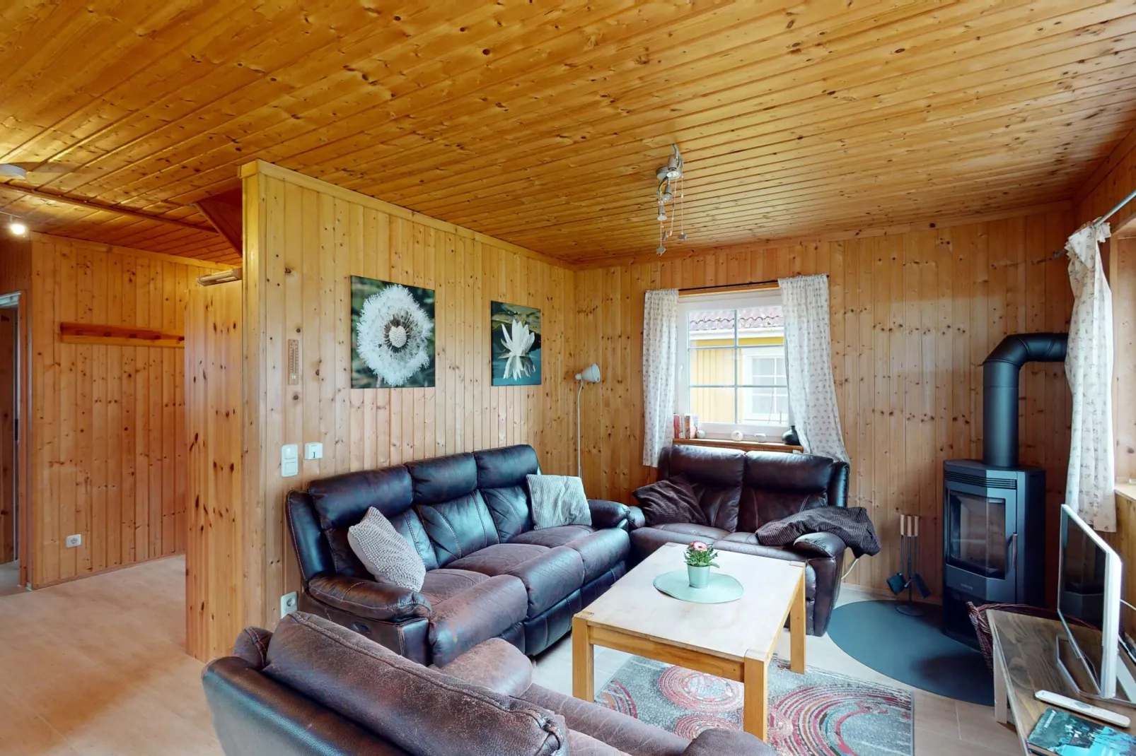 Ferienhaus Reet 65 qm-Woonkamer
