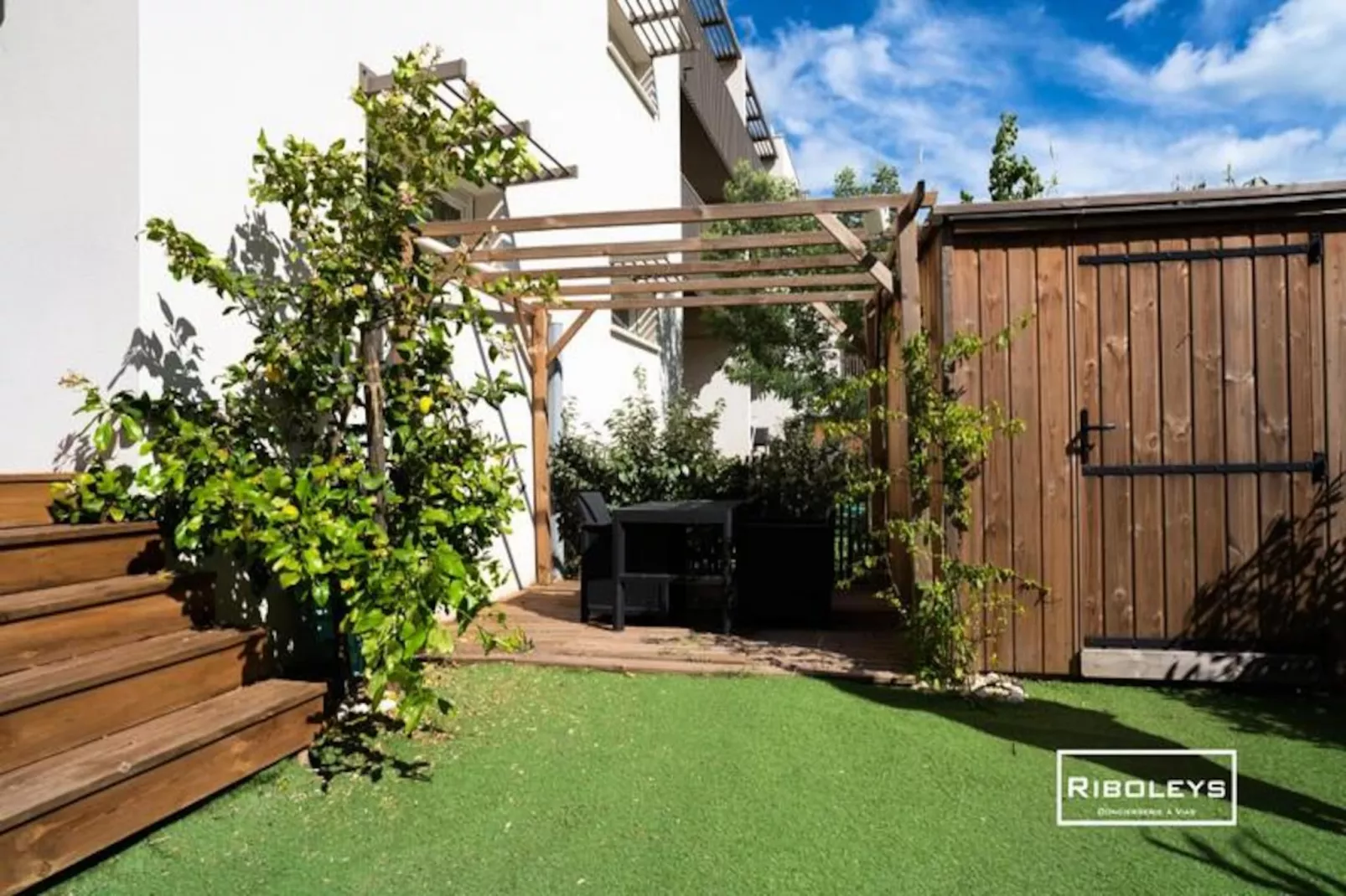 T2 Climatis&eacute; Avec Wifi Et Piscine-Image-tags.