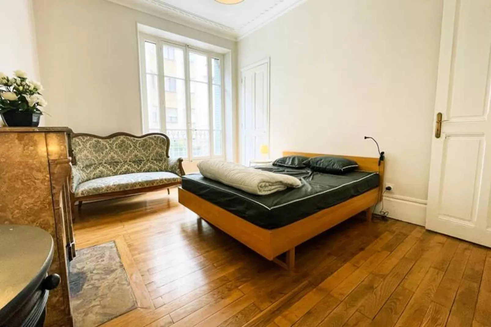 | Le Spacieux De La Gare ♟| Grand T4 Tout &eacute;quip&eacute; |gare De Grenoble-Slaapkamer