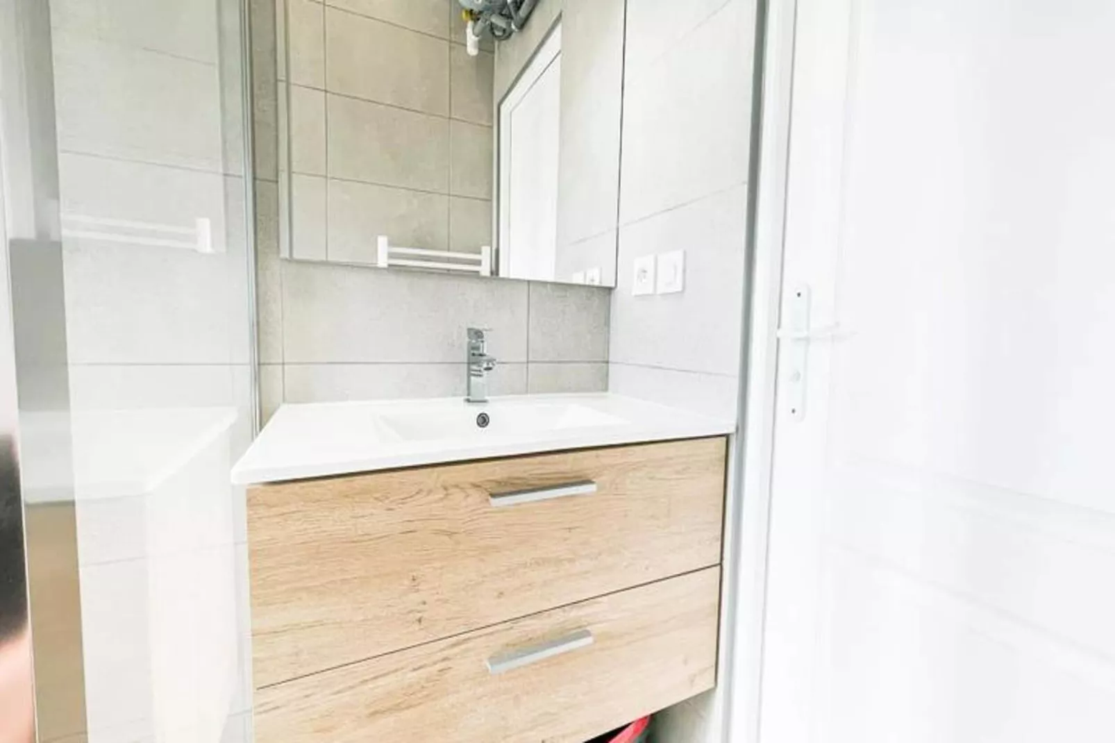 Le Duplex 🌞 Calme & R&eacute;nov&eacute;|-Badkamer