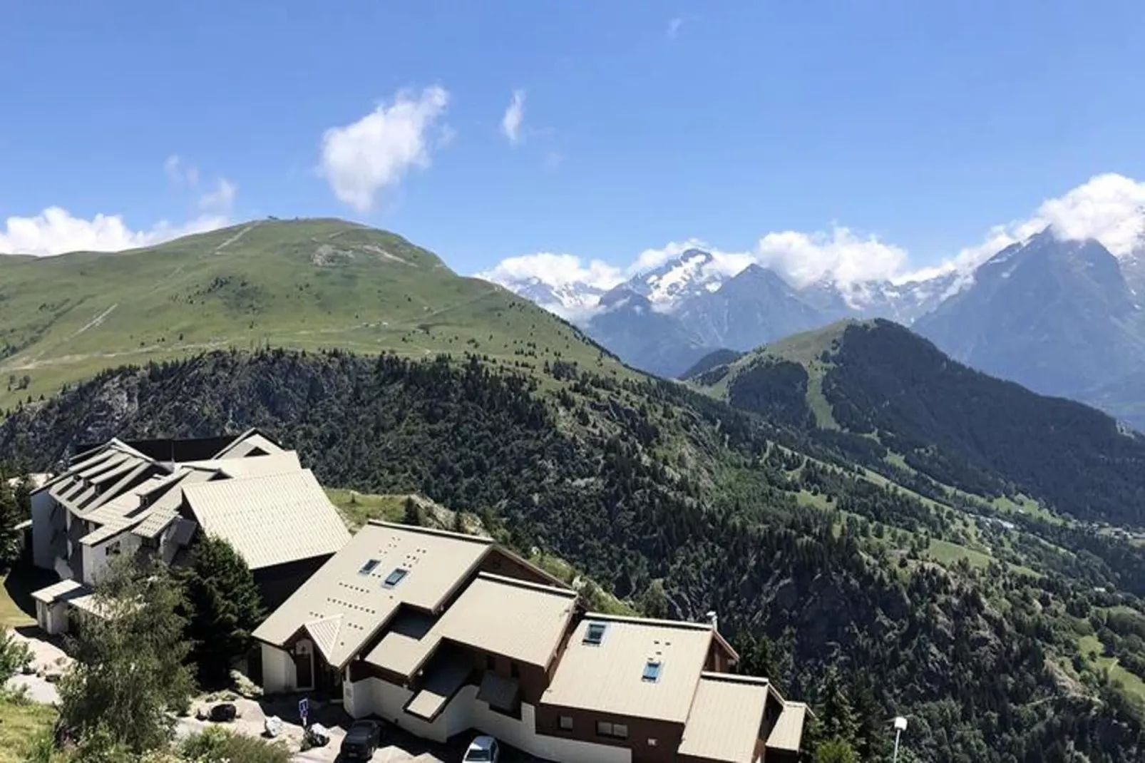 Résidence Skival-Uitzicht zomer