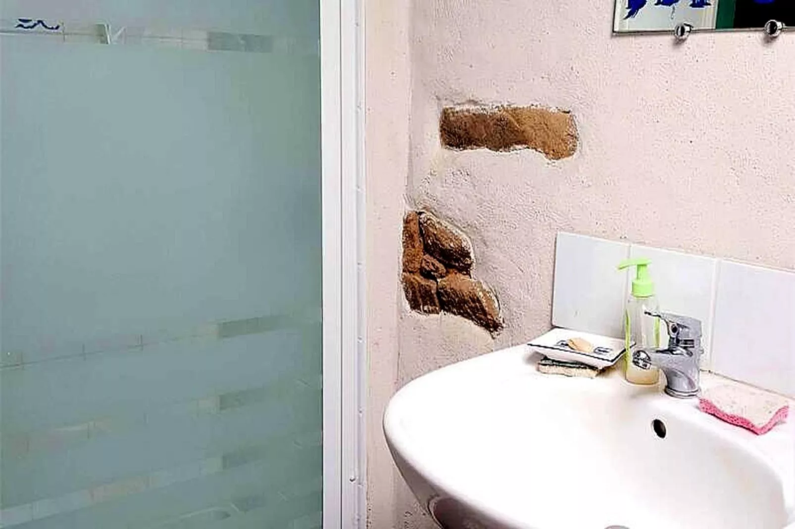 Résidence Liz-sarzeau-Badkamer