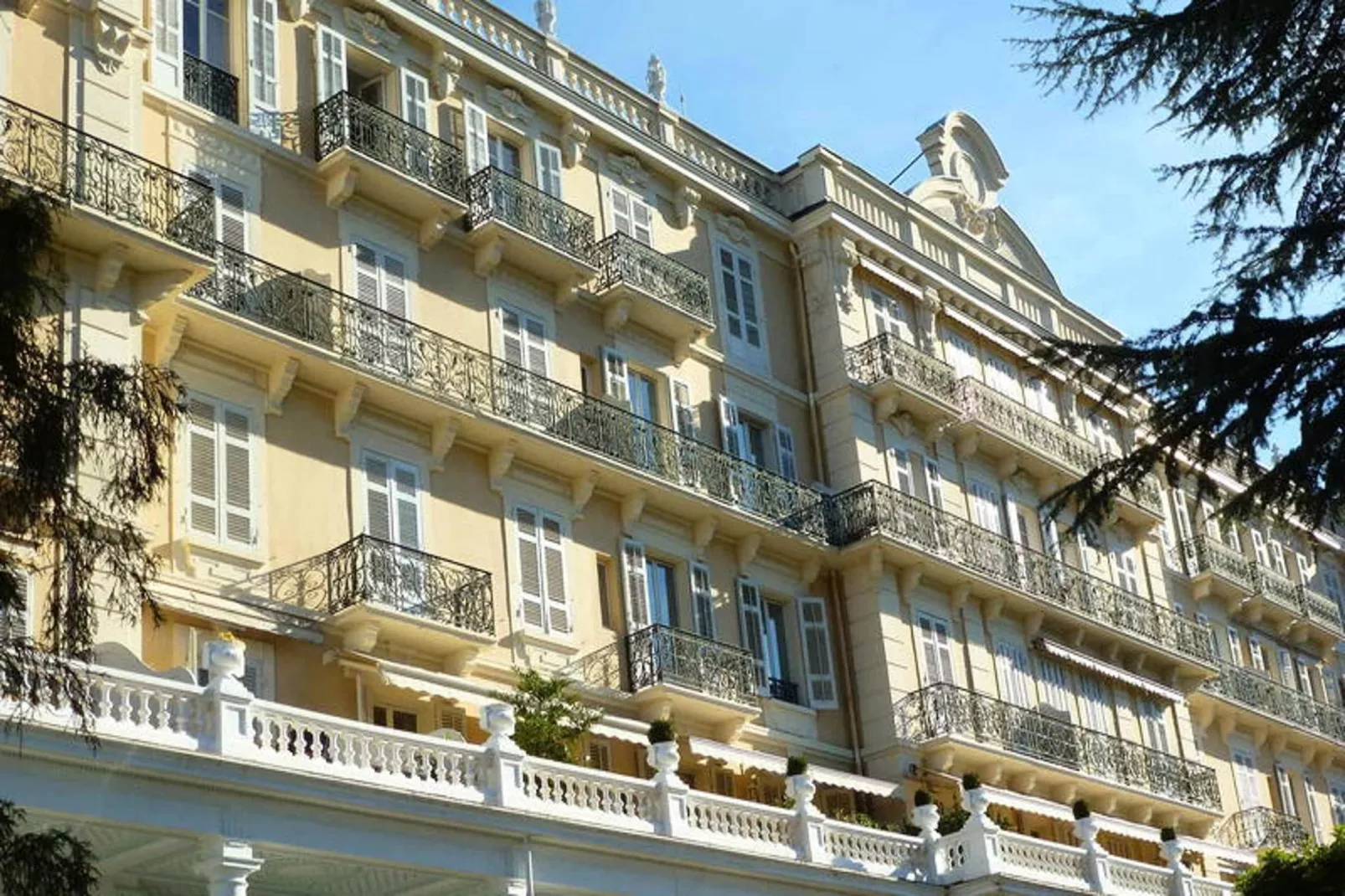 Résidence Le Splendide-Uitzicht zomer