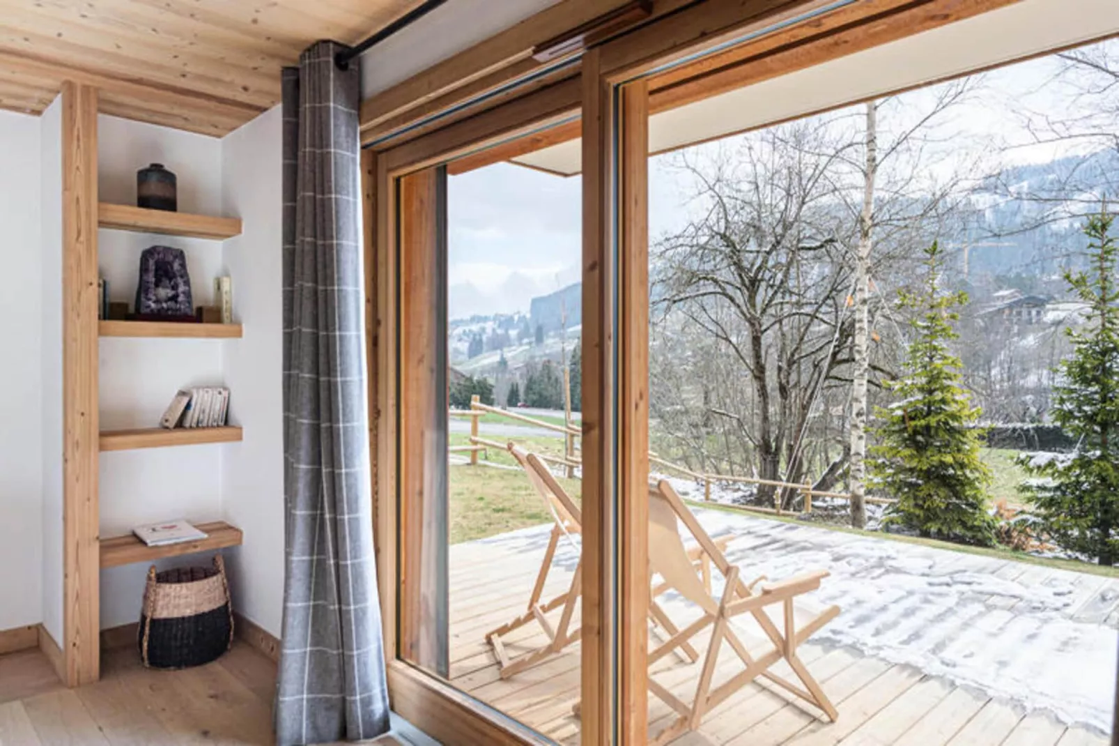 Résidence Demimeige-Buitenkant zomer