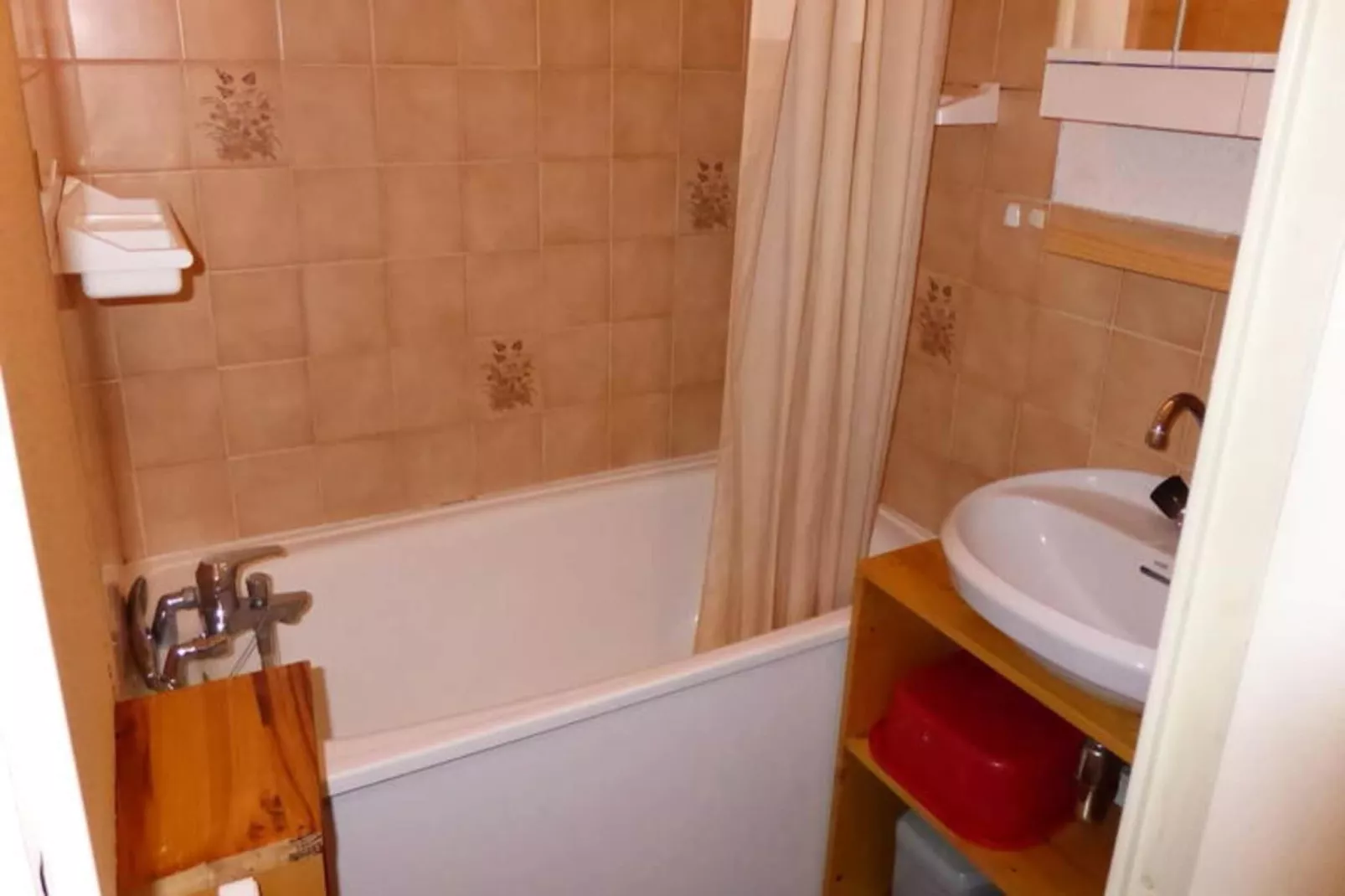 Résidence Borgia-Buitenkant zomer