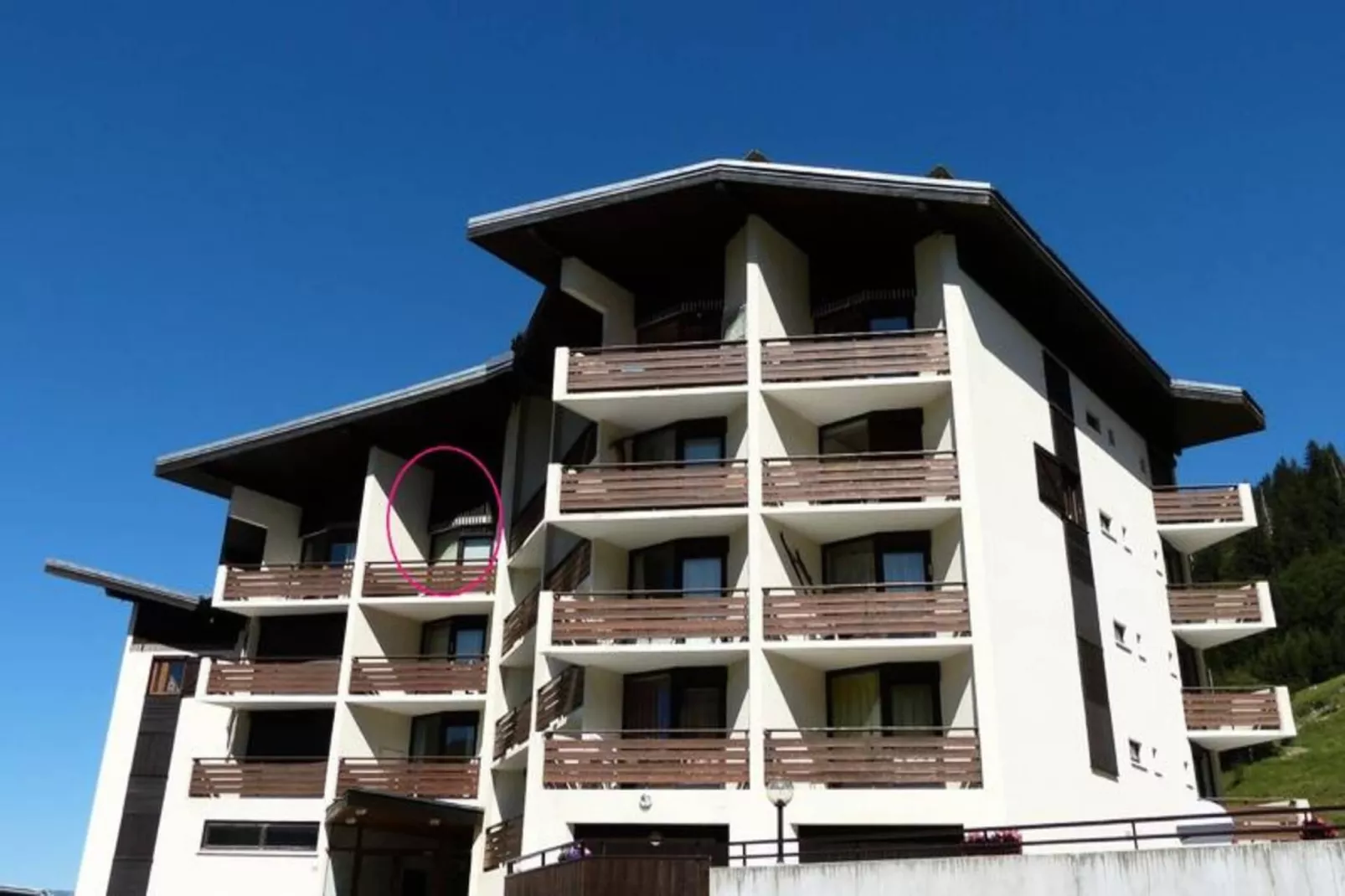 Résidence Aravis 1500-Buitenkant zomer