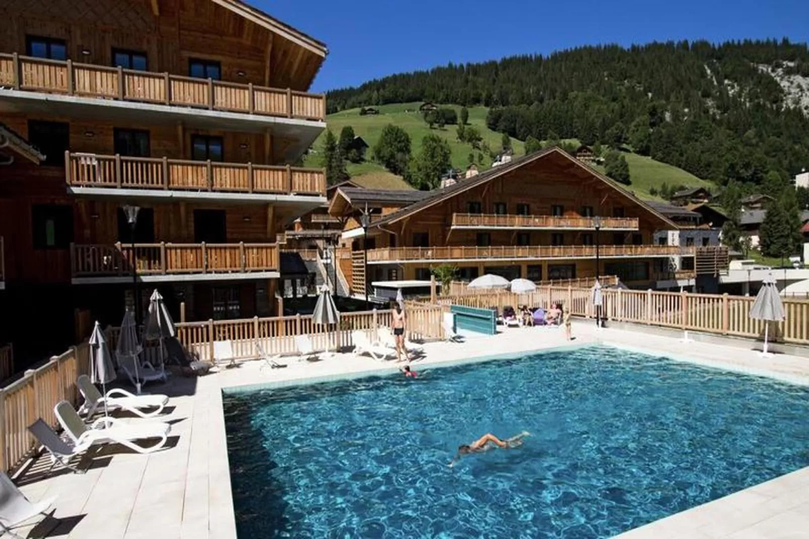 Résidence Prestige Odalys Mendi Alde****-Zwembad