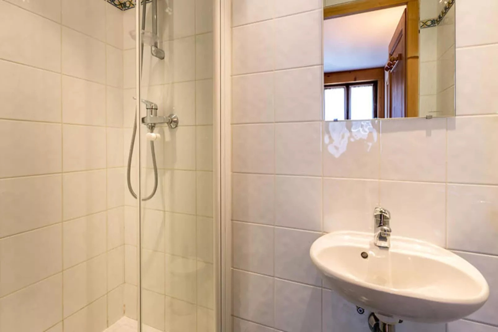 Résidence Gentianes-Badkamer