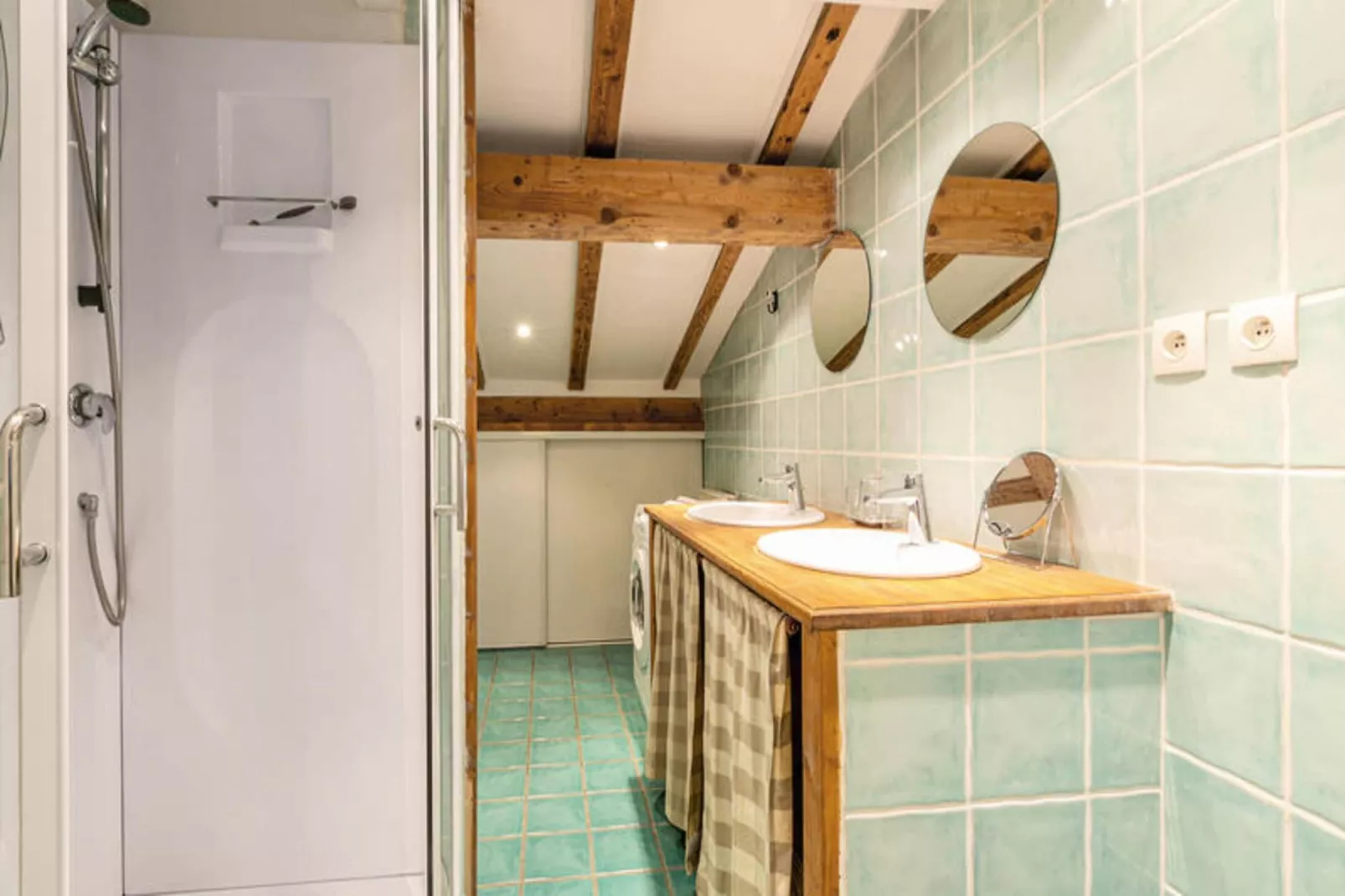 Résidence Gentianes-Badkamer