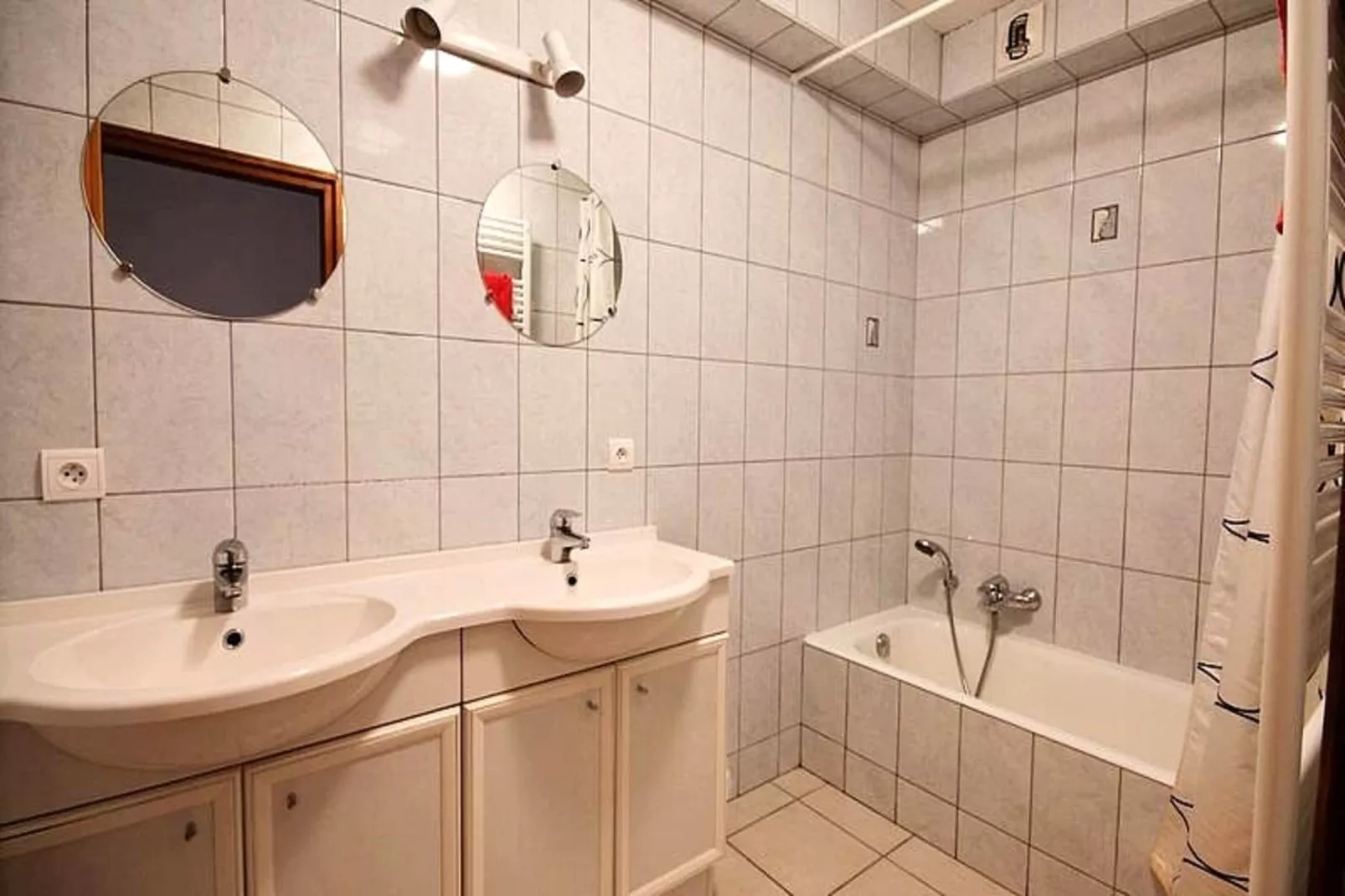 Appartements à Morzine-Badkamer