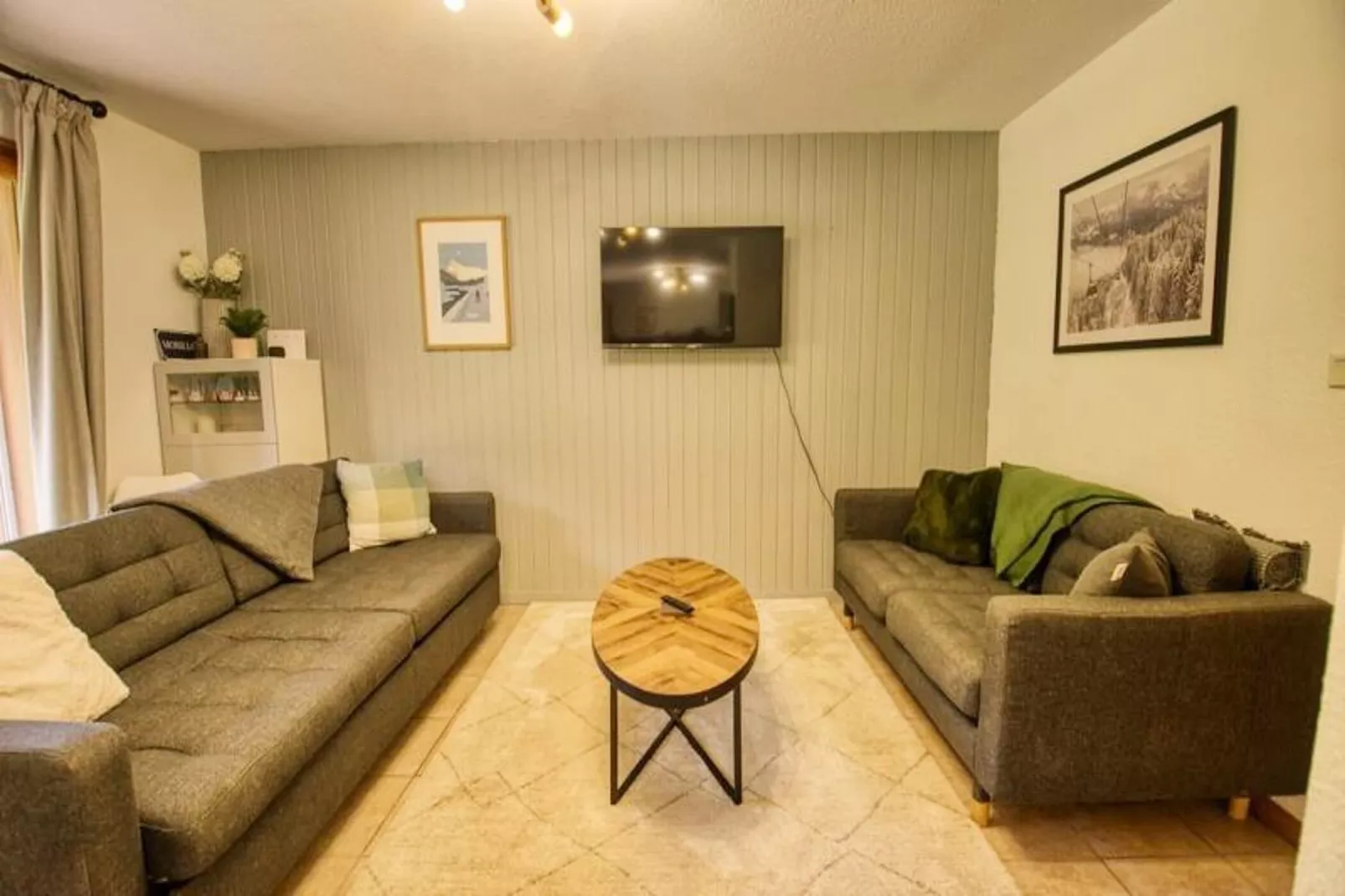 Residence Des Neiges Bat C-Overloop