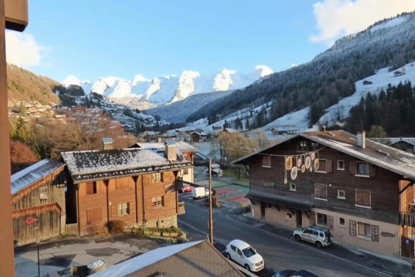 Résidence Cornillon A-Buitenkant zomer