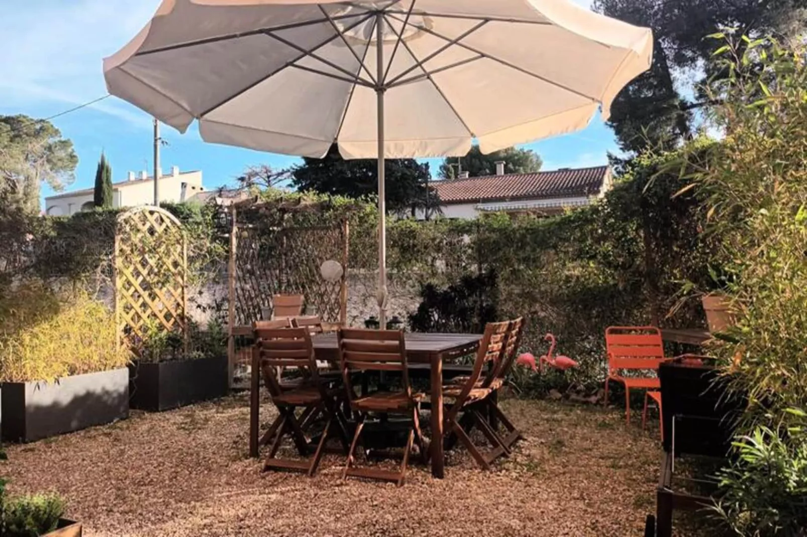 Résidence Frégate-Buitenkant zomer