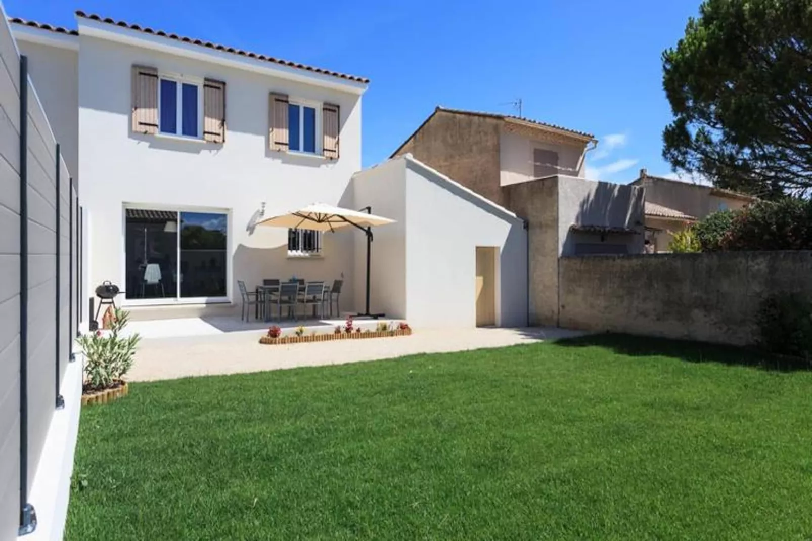 Villa Lisa - Piscine Chauff&eacute;e Proche Du Centre Historique-Tuinen zomer