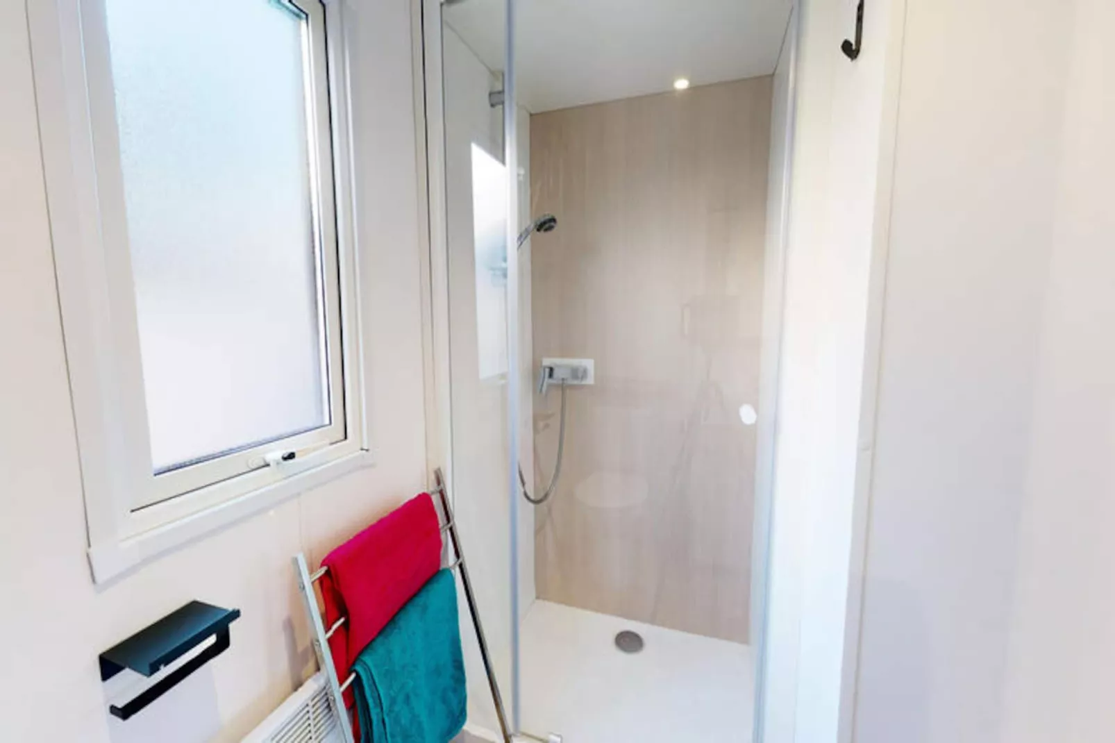 Mobil Home - Bungalow - Cottage à Saint-Hilaire-de-Riez-Image-tags.