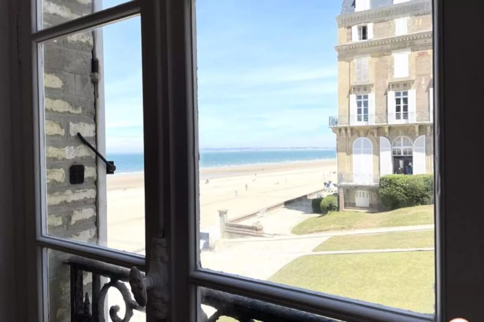 ⚓ Roches Normandes - Terrasse Vue Mer Et Plage-Image-tags.