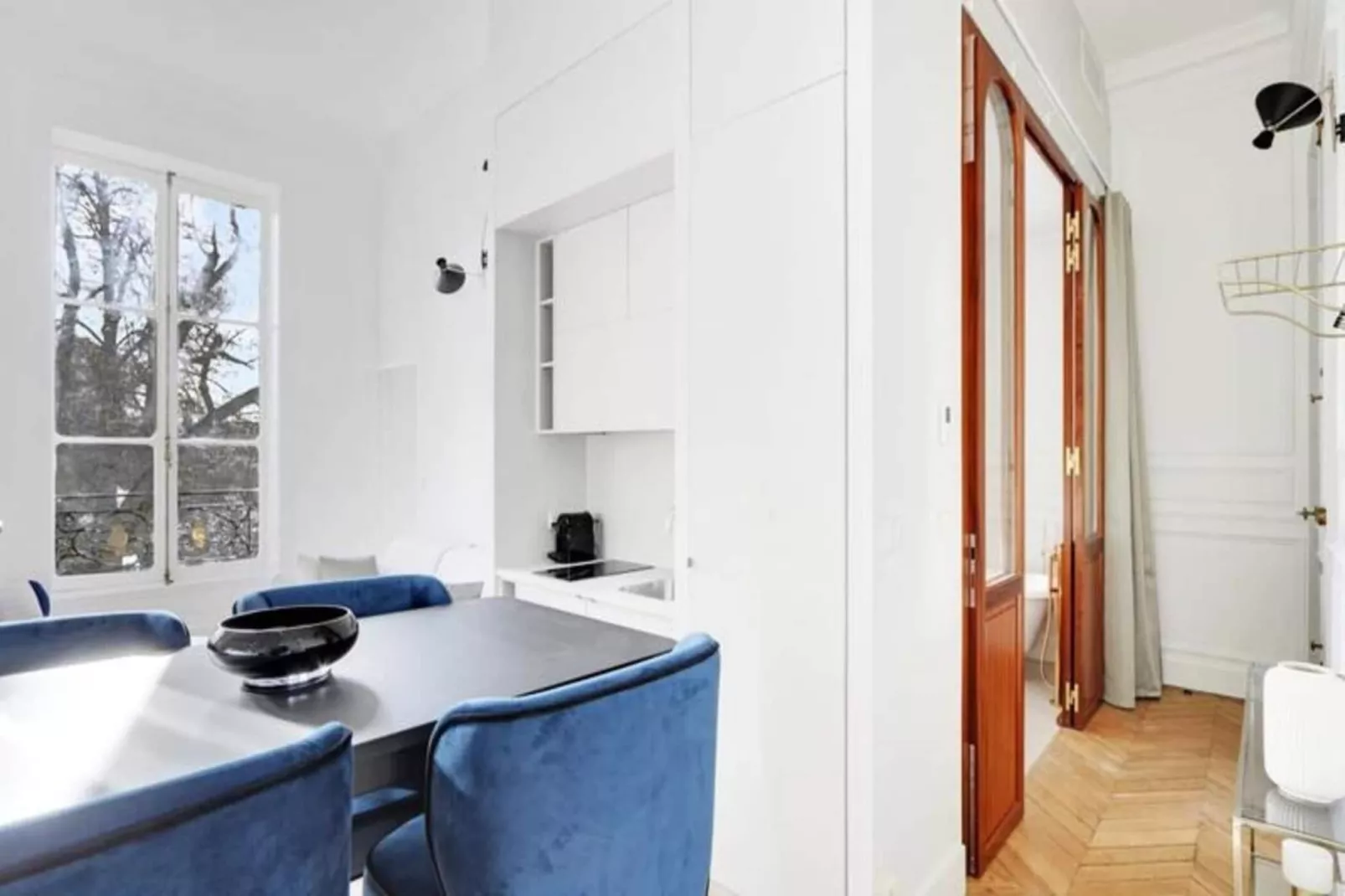 Maison Labruy&egrave;re - Royal Garden Suite-Buitenkant zomer