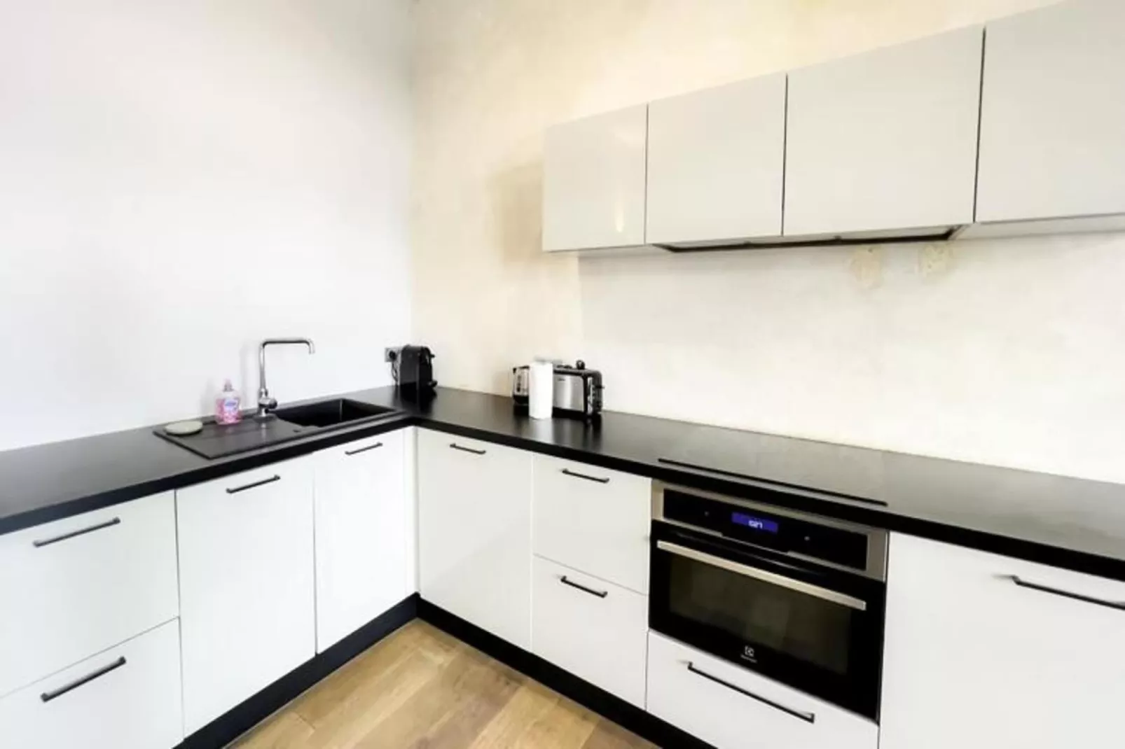 Magnifique Appartement 2 Chambres Avec Vue Sur La Garonne-Keuken