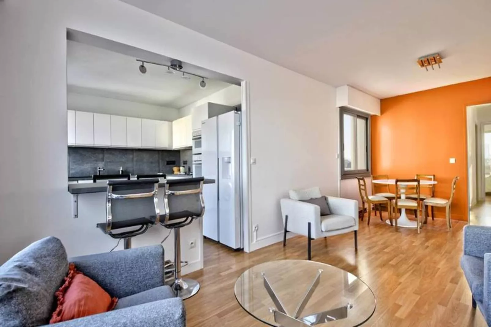 Résidence Les Perlières-Buitenkant zomer