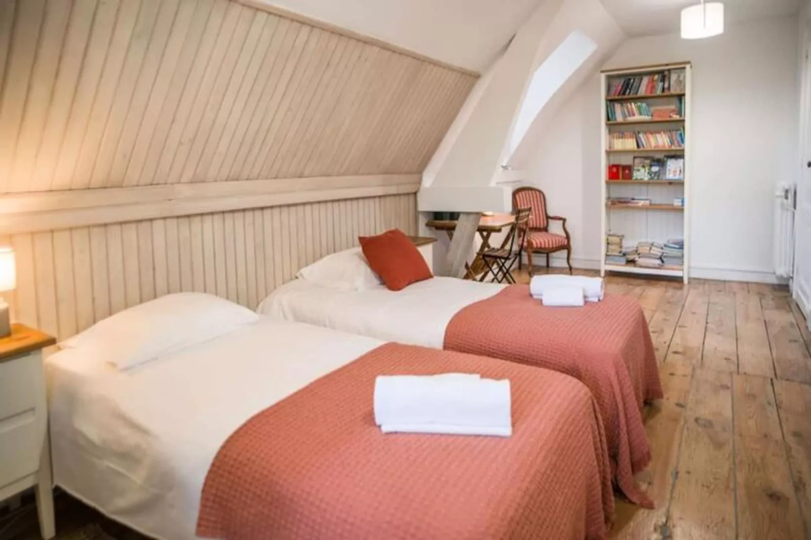 Superbe Villa Avec Piscine Chauff&eacute;e Style Arcachonnais Pour 12 Personnes-Image-tags.