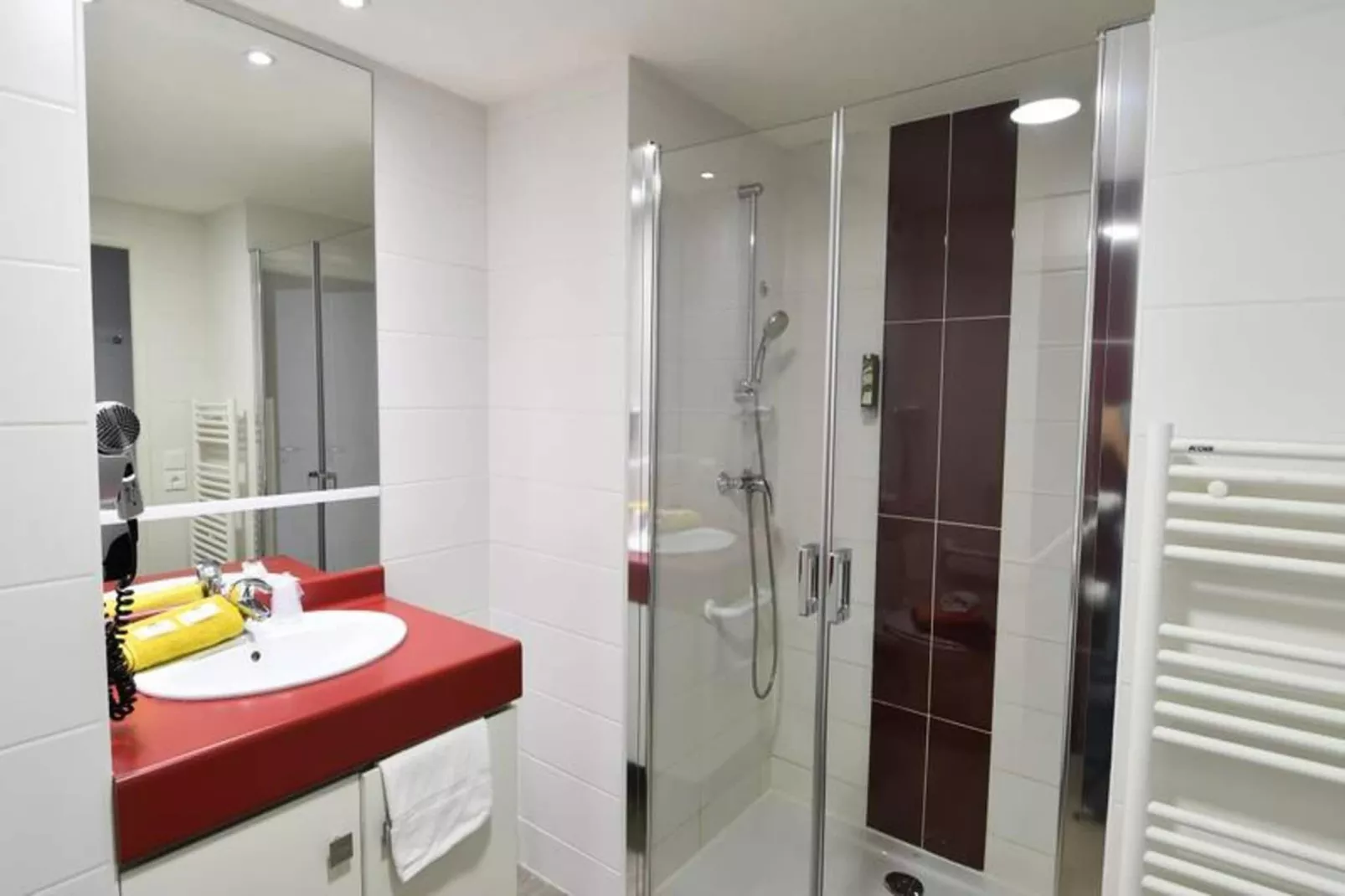 Appart'Hôtel Mer & Golf Bordeaux Bassins à Flot***-Badkamer