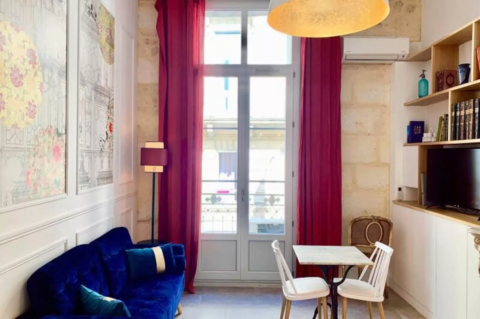 Home Chic Home - Les Suites De La Com&eacute;die - Suite1-Image-tags.