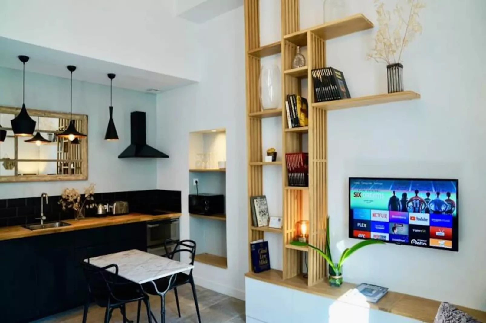 Home Chic Home - Les Suites De La Com&eacute;die - Suite2-Image-tags.