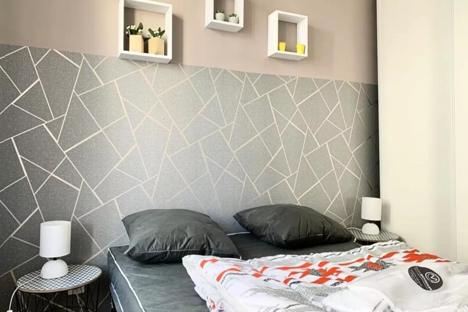 | Hello Sunshine ☀️| T3 6 Couchages| Caserne De Bonne-Slaapkamer